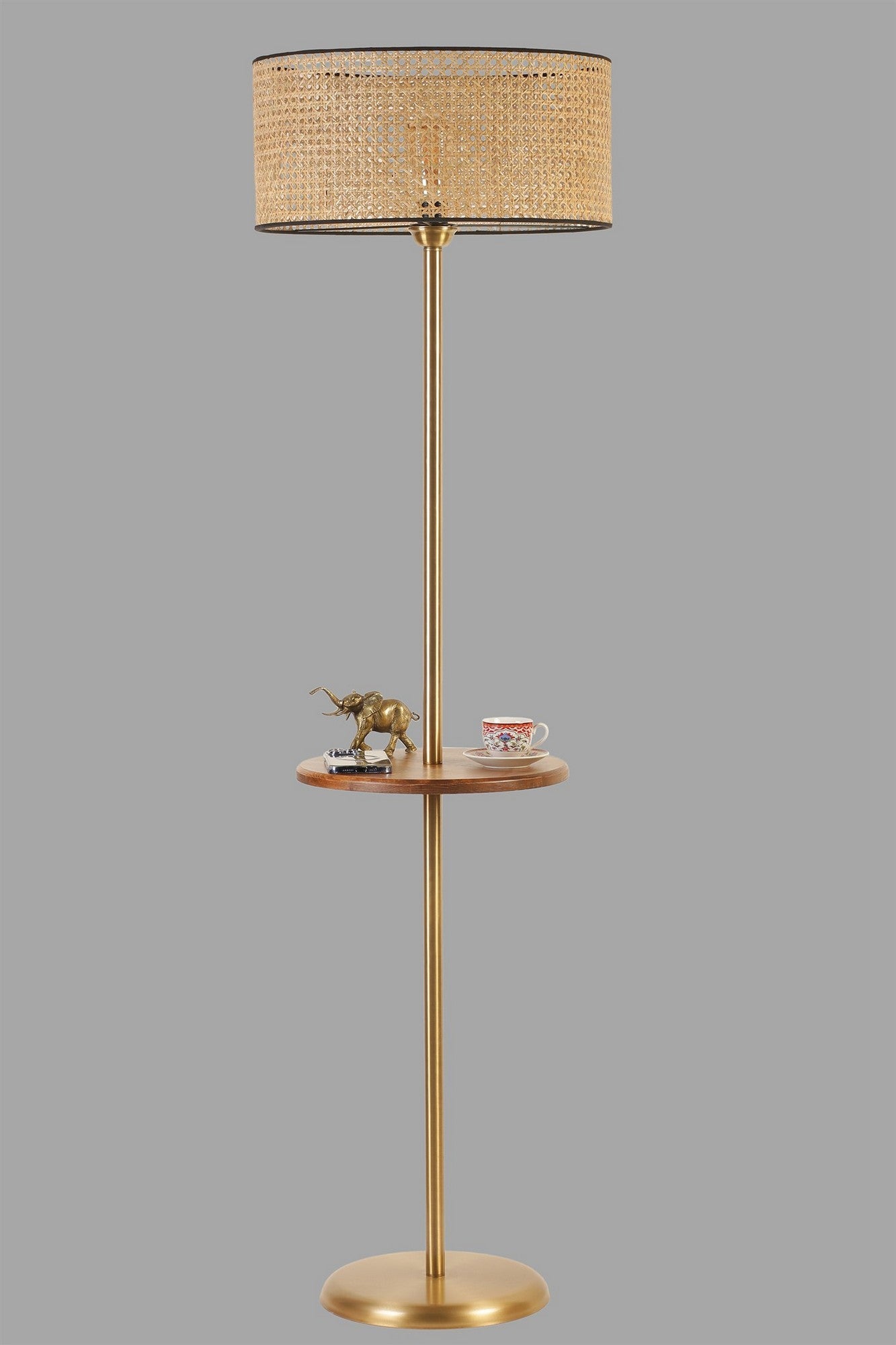 Candeeiro de Pé – 160 cm – Dourado e Rattan – Metal e Madeira