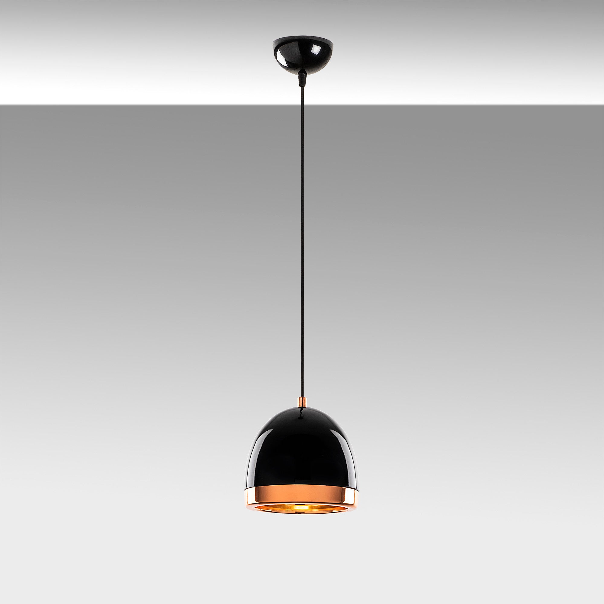 Candeeiro de Teto Industrial Moderno – 17x17 cm – Preto e Dourado – Metal