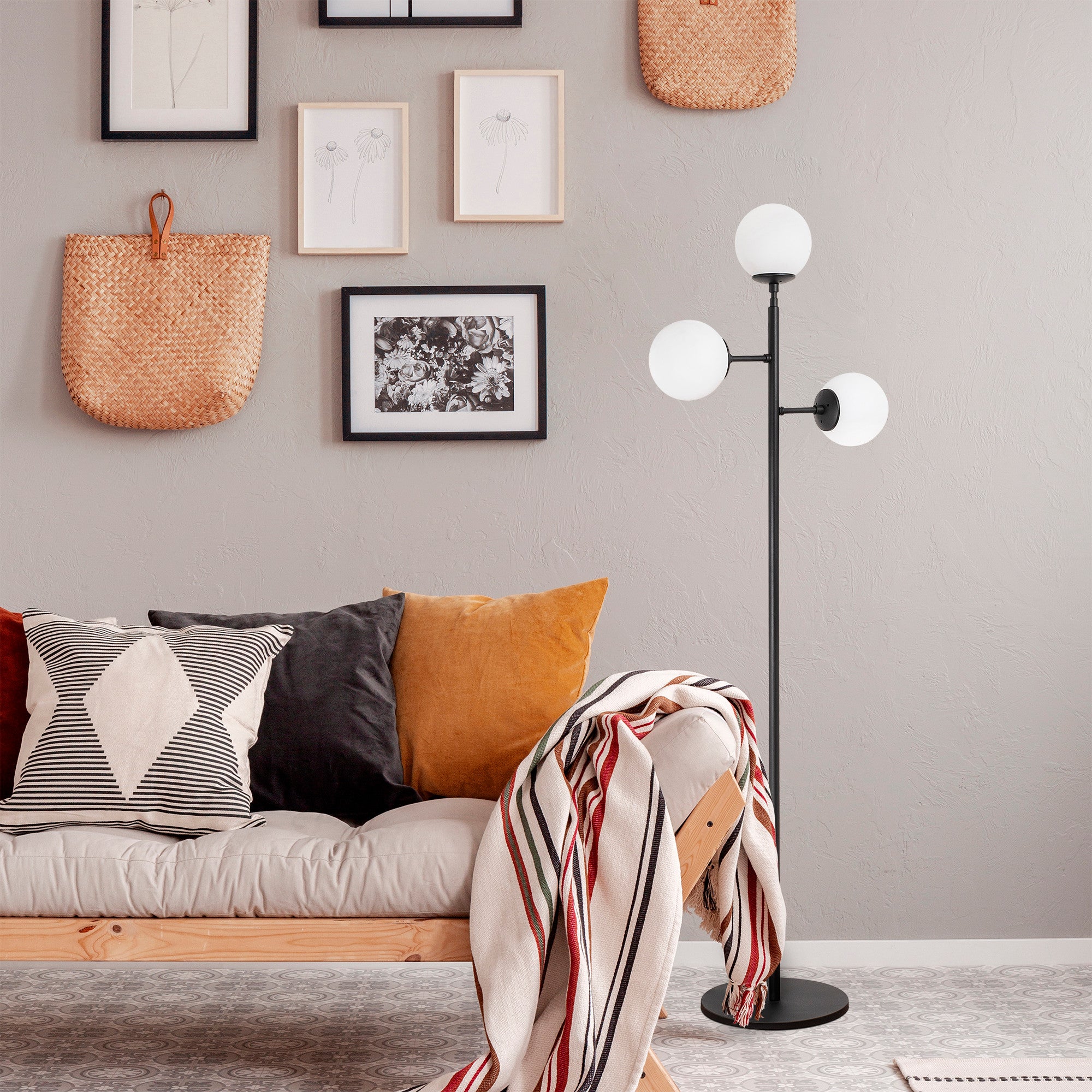 Candeeiro de Pé Moderna, Preta e Branca, 163 cm de Altura | Corpo e Base de Metal, Tampa de Vidro, IP20, 3 Soquetes E14 | Design Industrial e Escandinavo Elegante