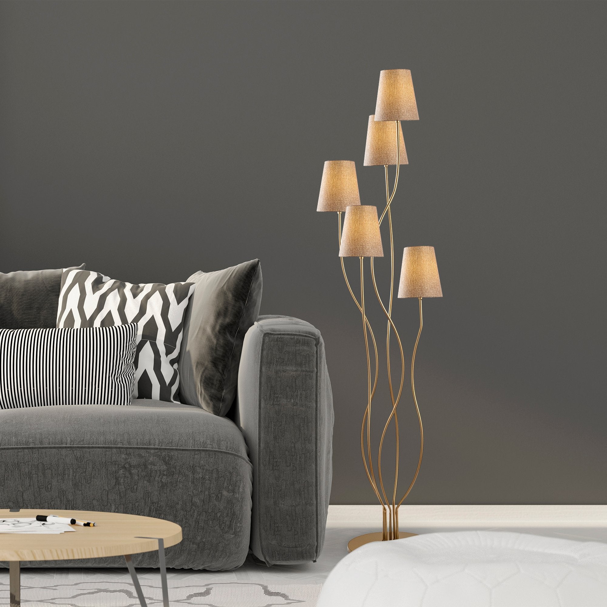 Candeeiro de Pé elegante com corpo de metal, dourado e bege, 44 x 44 x 160 cm | Base de tecido (14 cm de diâmetro, 16 cm de altura) | 5 soquetes E14, cabo de 200 cm | Design glamoroso