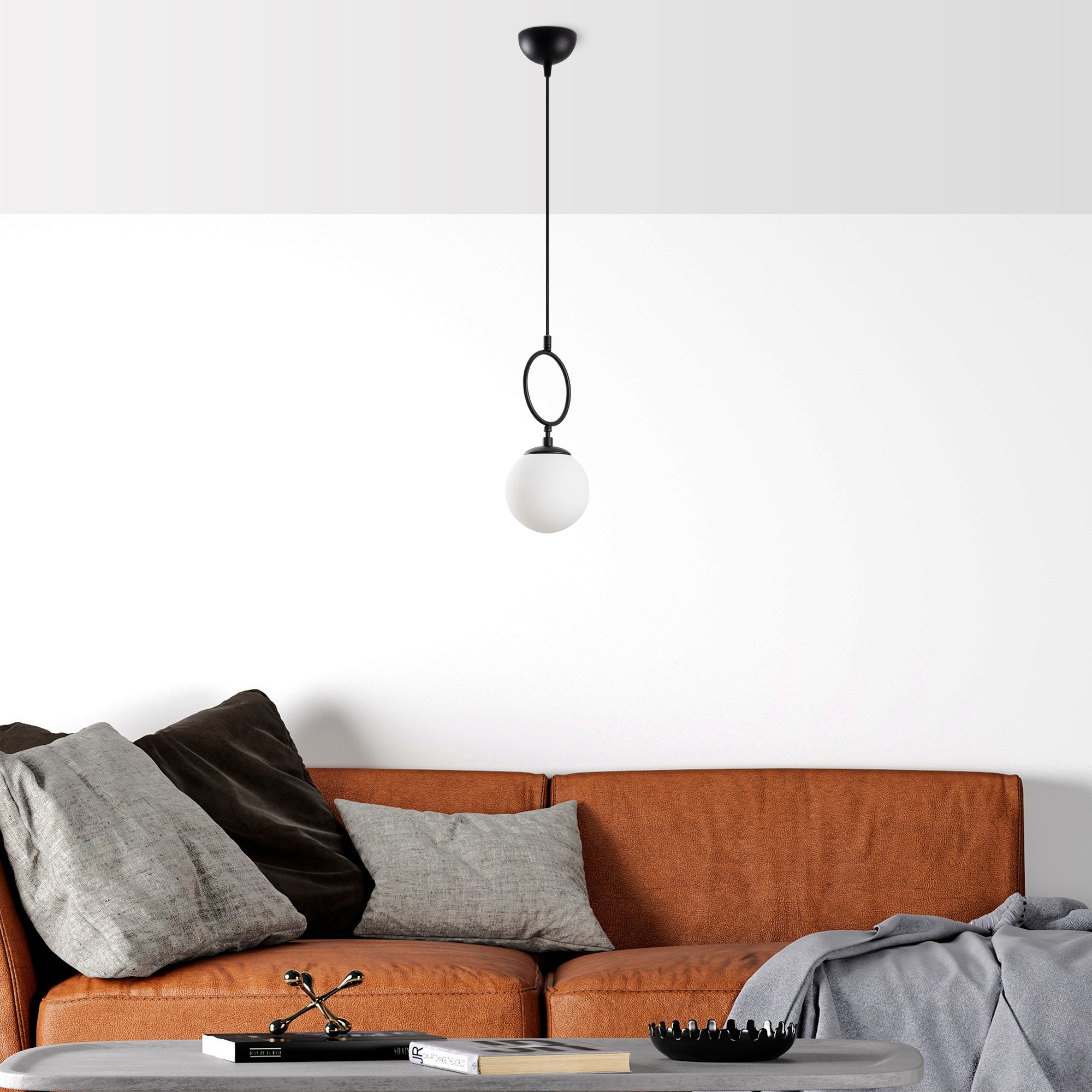 Candeeiro de Teto Preto Elegante, Corpo em Metal, 15 cm de Largura, Altura Ajustável (41-127 cm), Soquete E14, IP20 | Perfeito para Decoração e Iluminação Moderna