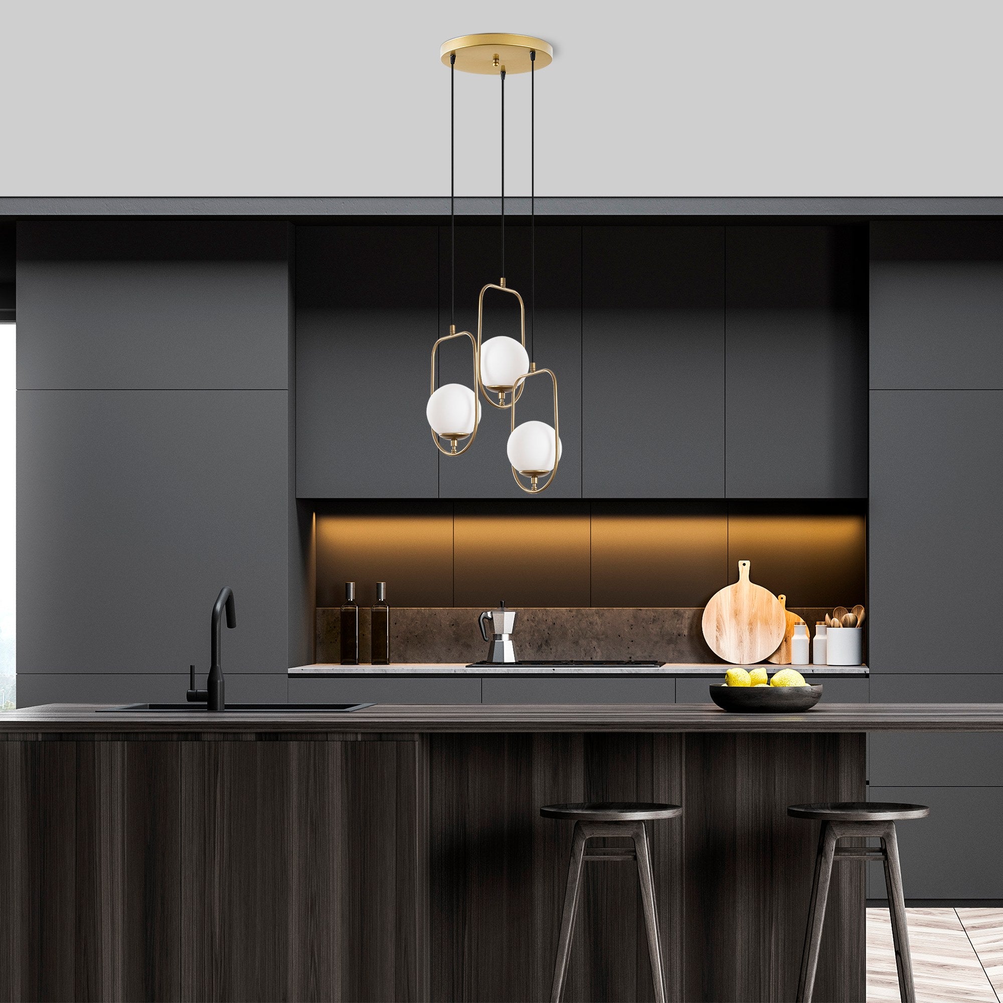 Candeeiro de Teto Dourado Elegante, Corpo em Metal, 55 cm de Largura, Altura Ajustável (40-185 cm), 3 Soquetes E14, Iluminação Elegante para Espaços Modernos, Classificação IP20