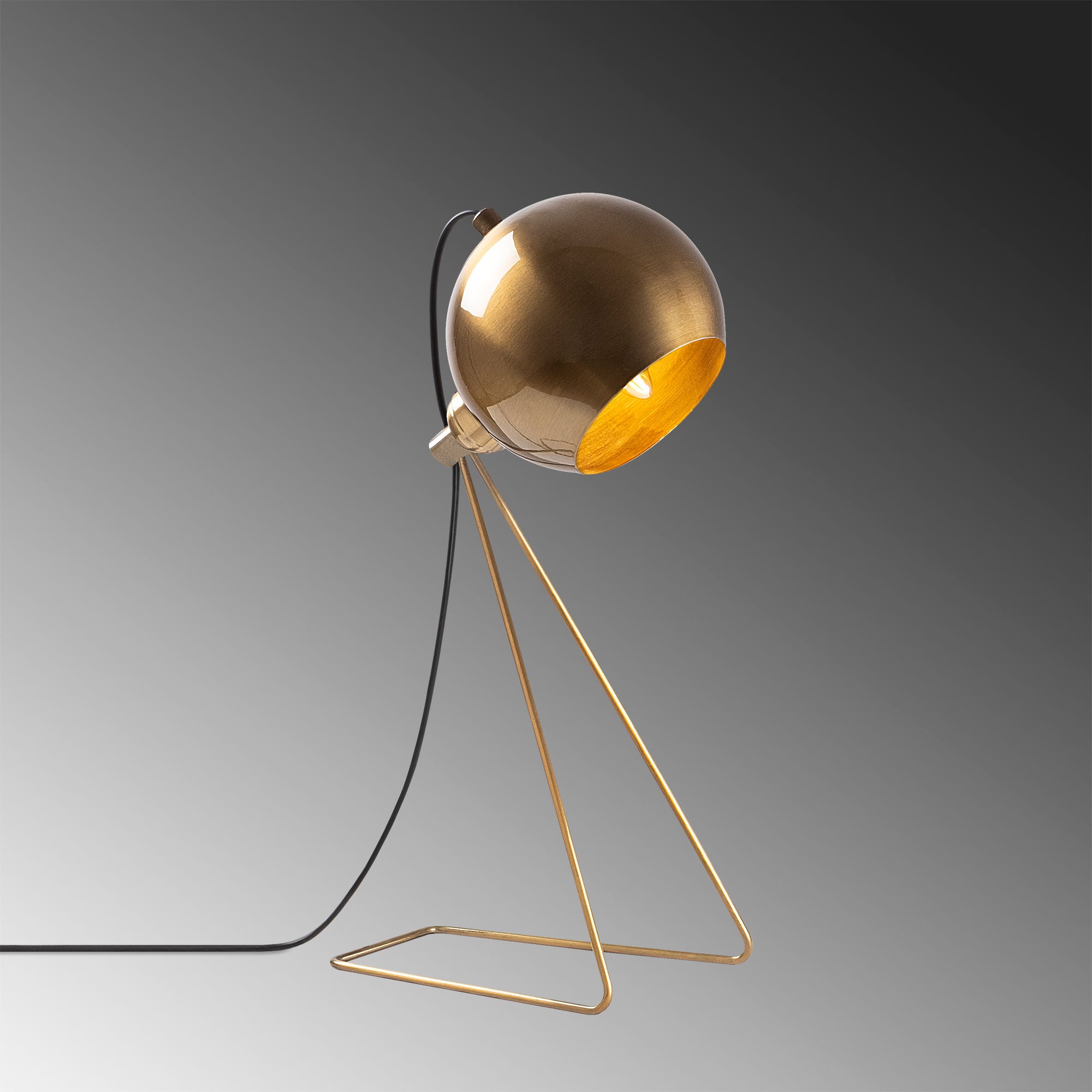 Candeeiro de Mesa Elegante com Corpo em Metal, Acabamento em Cobre Vintage, 28 x 15 x 45 cm | Soquete E14, 40 W Máx., Cabo de 200 cm, Botão Liga/Desliga | Design Moderno e Glamouroso