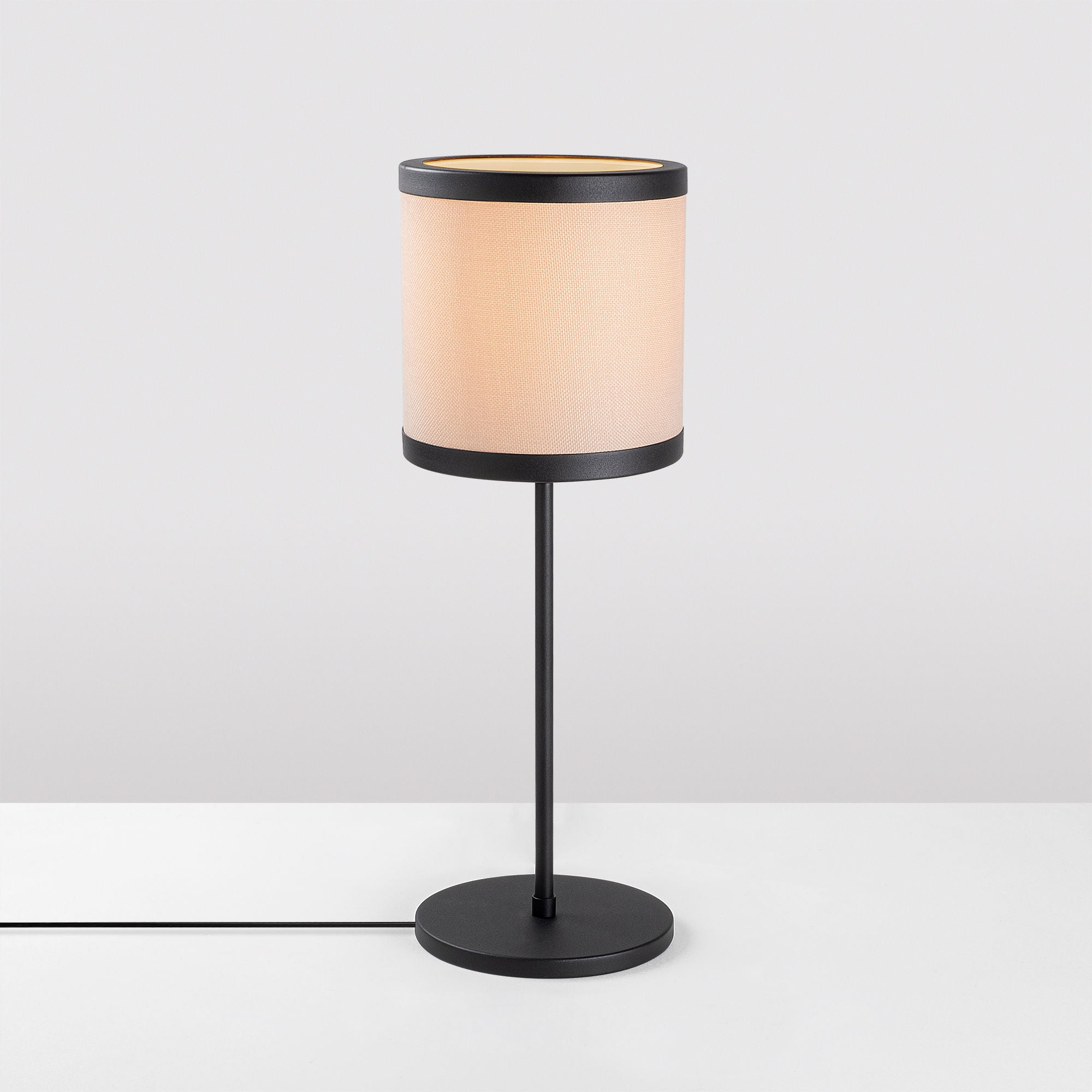 Candeeiro de Mesa Moderna, Preta e Branca, 18 x 18 x 52 cm | Corpo em Metal, Base em Tecido, Soquete E27, IP20 | Design Escandinavo Elegante para Casa e Escritório