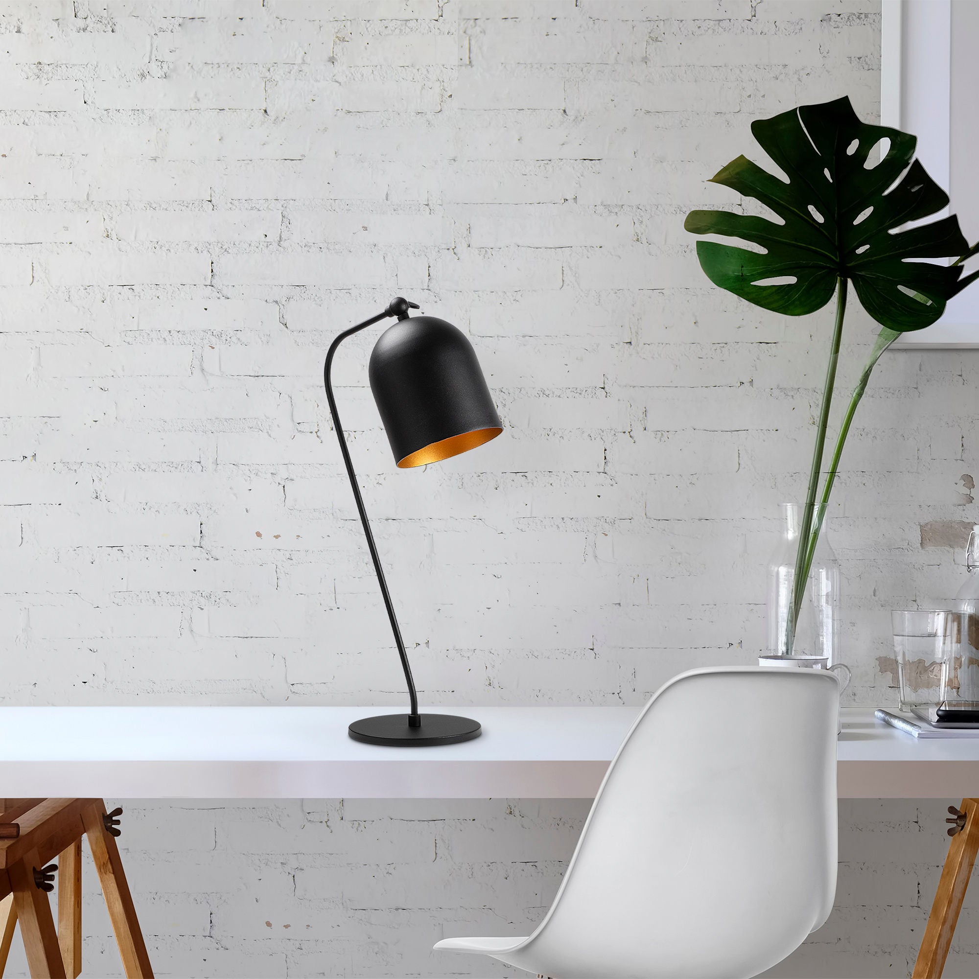 Candeeiro de Mesa elegante, preta e dourada, corpo de metal, 22 x 30 x 60 cm | Soquete E14, máx. 40 W | Design industrial moderno para decoração de casa e escritório