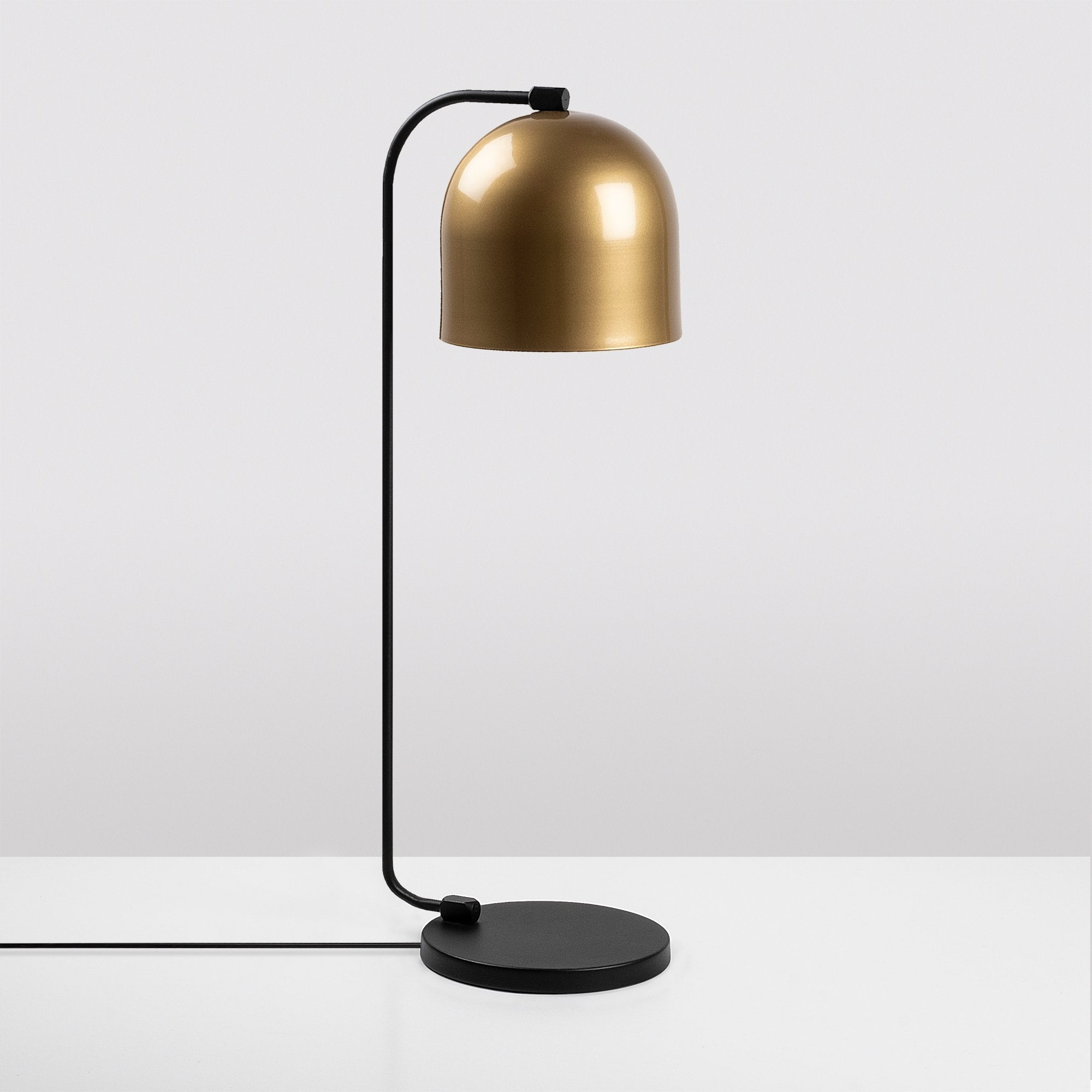 Candeeiro de Mesa Estilo Escandinavo, Dourado e Preto, 17 x 22 x 60 cm | Corpo em Metal, Soquete E14, 40 W Máx., Cabo de 200 cm | Iluminação Elegante para Espaços Modernos