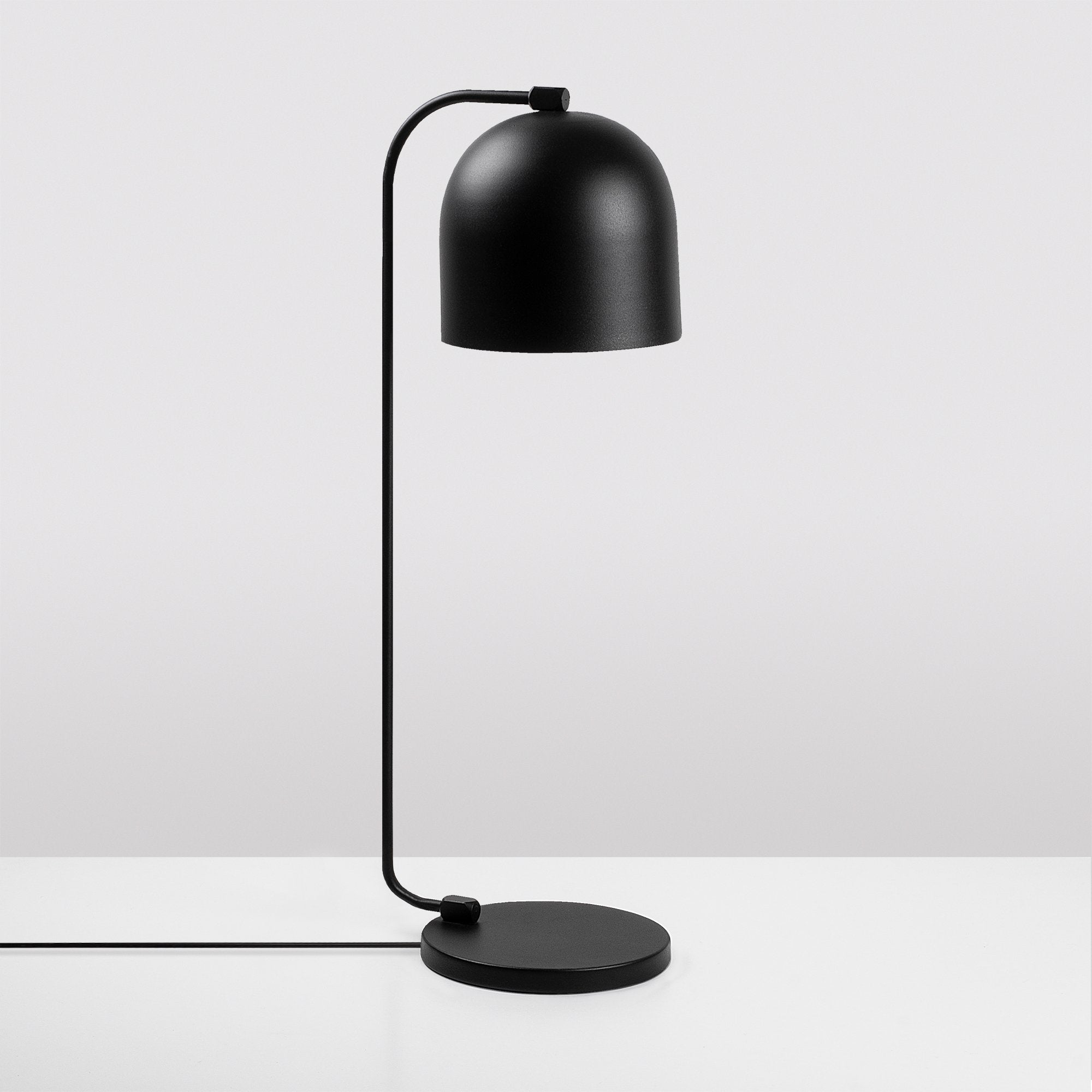 Candeeiro de Mesa Preta Moderna, Corpo em Metal, 17 x 22 x 60 cm | Soquete E14, 40 W Máx., IP20 | Design Industrial e Escandinavo Elegante para Casa e Escritório