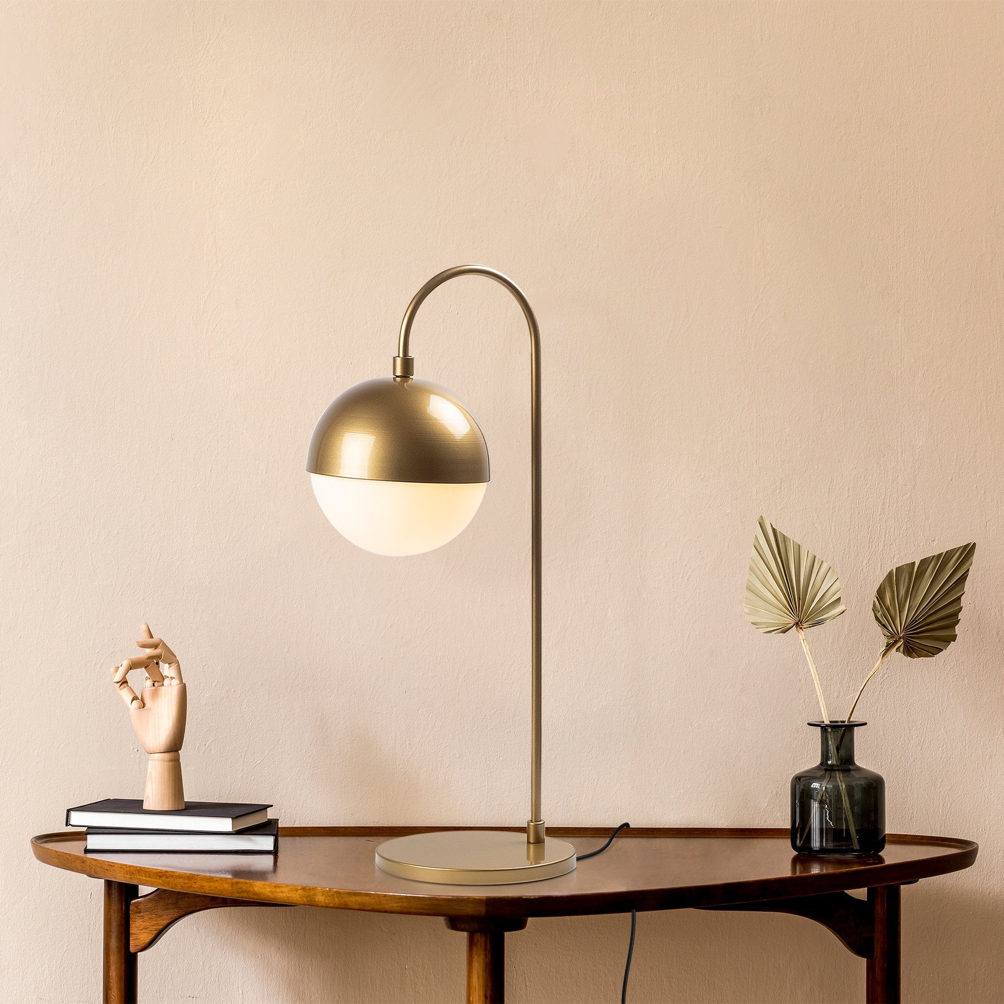 Candeeiro de Mesa Moderna Dourada, Corpo de Metal com Tampa de Vidro, 18 x 25 x 53 cm | Soquete E14, Máx. 40 W, Cabo de 200 cm | Design Escandinavo Elegante para Decoração de Casa