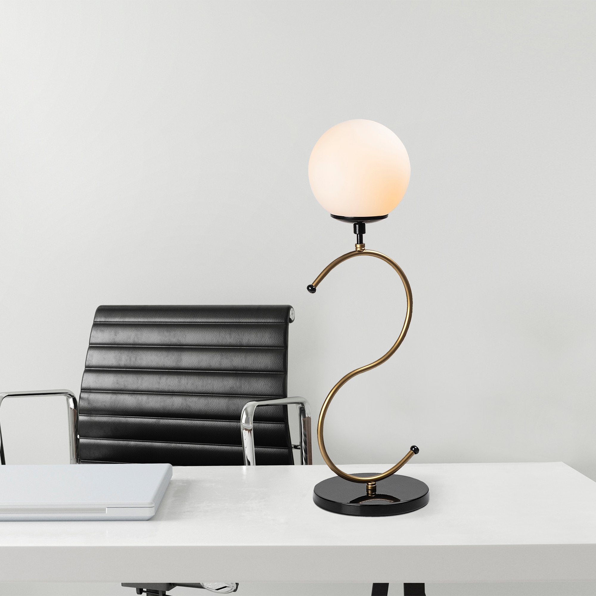 Candeeiro de Mesa Moderna com Corpo de Metal e Tampa de Vidro, Preta e Dourada, 18 x 19 x 57 cm | Soquete E14, Máx. 40 W, Cabo de 200 cm | Decoração Elegante e Glamourosa para Casa