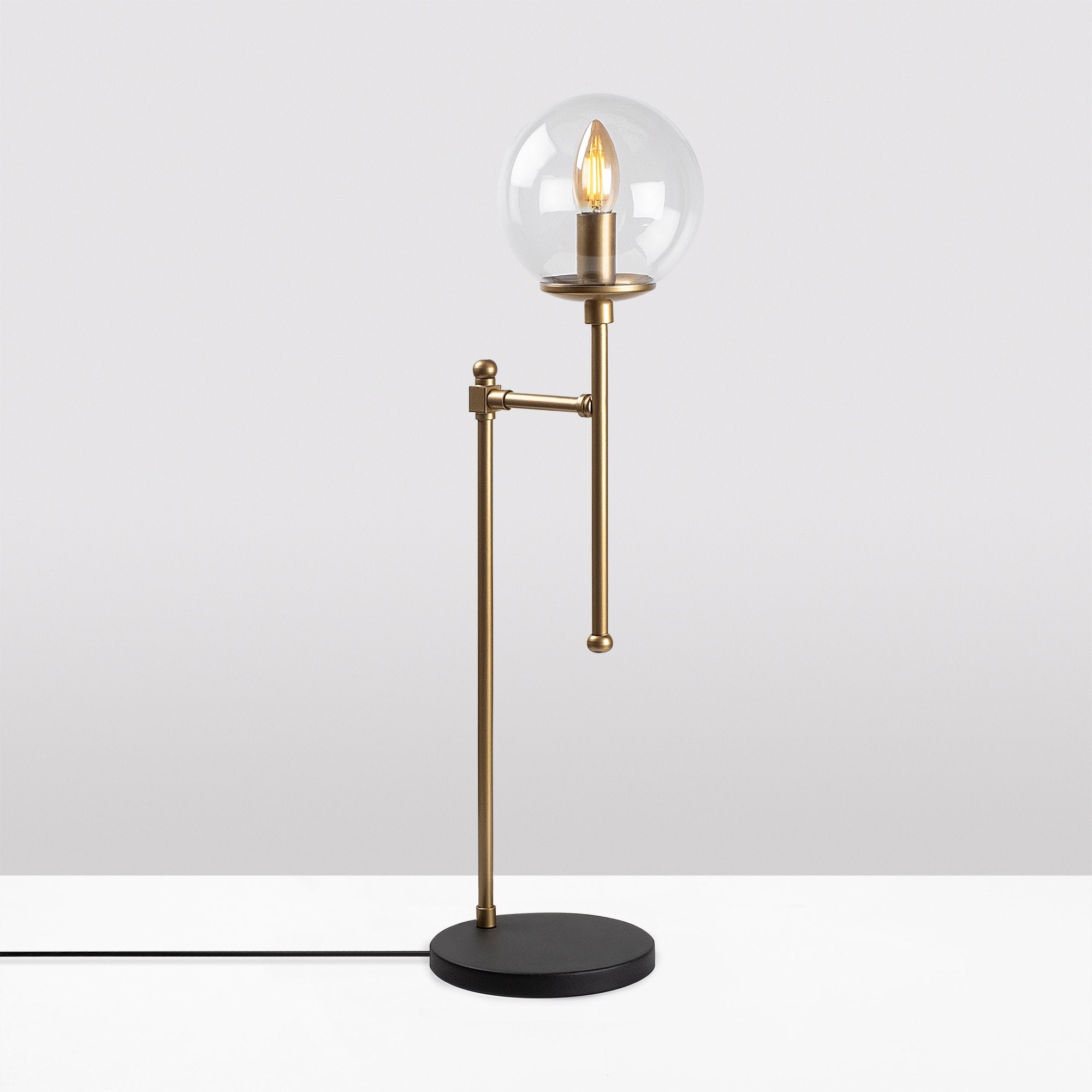 Candeeiro de Mesa moderna dourada, corpo de metal, 18 x 24 x 66 cm, soquete E14, 40 W máx., cabo de 200 cm, design escandinavo elegante para decoração de casa e escritório
