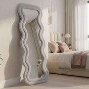 Espelho Cheval Creme 65x170cm - MDF com Fixação de Parede Incluída