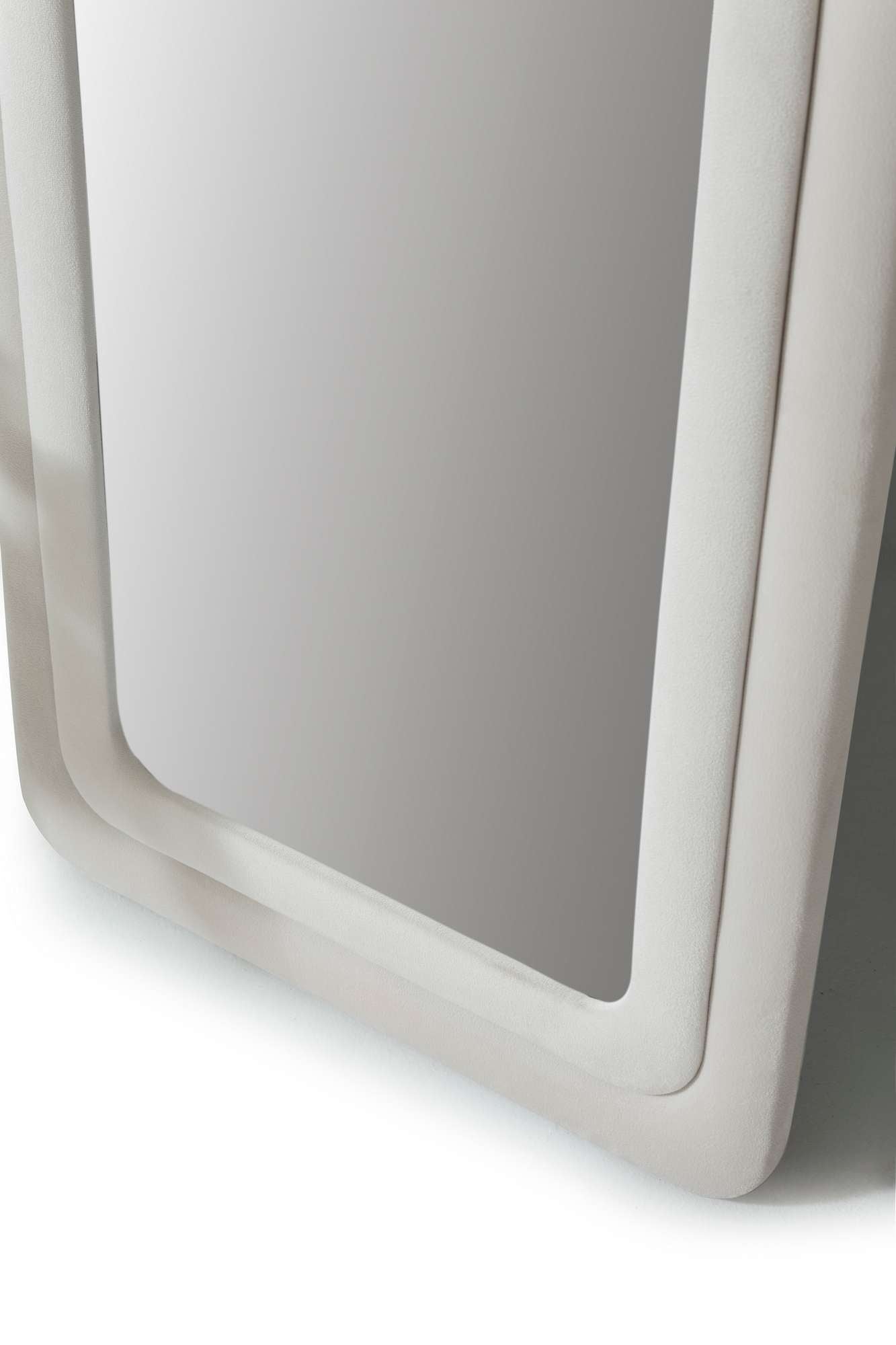 Espelho Cheval Creme 65x170cm - MDF com Fixação de Parede Incluída