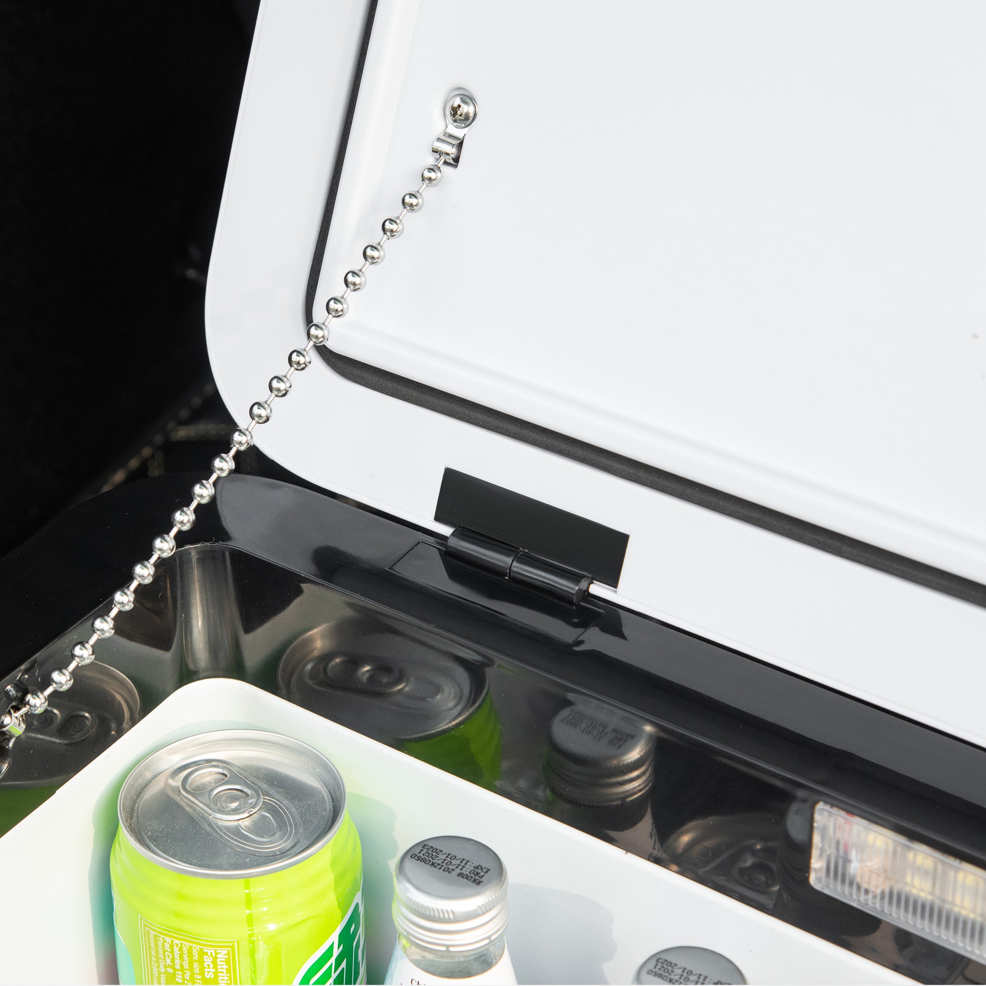 Mini Geleira Portátil - 25L Branco 58.5x33.5x35.2cm