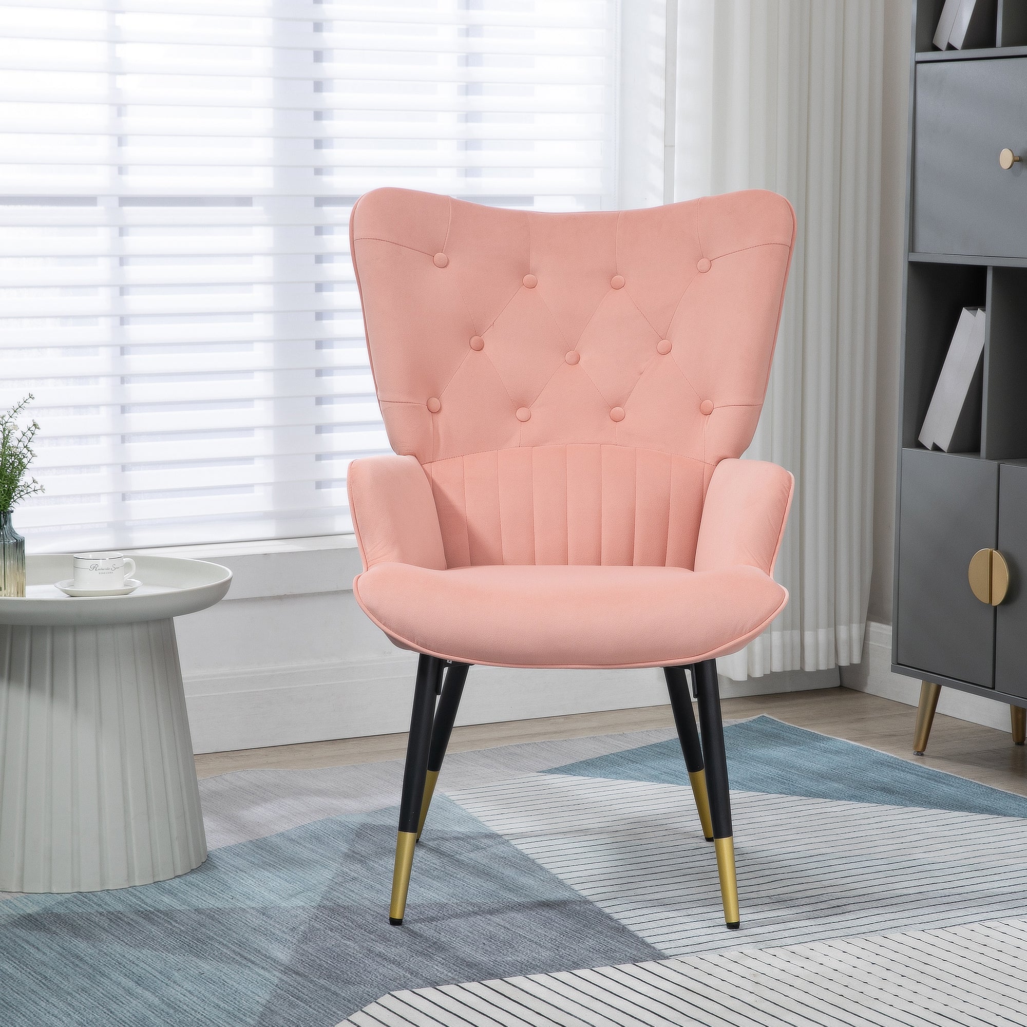 Poltrona Estofada – 68x72x103cm – Cor-de-Rosa – Veludo