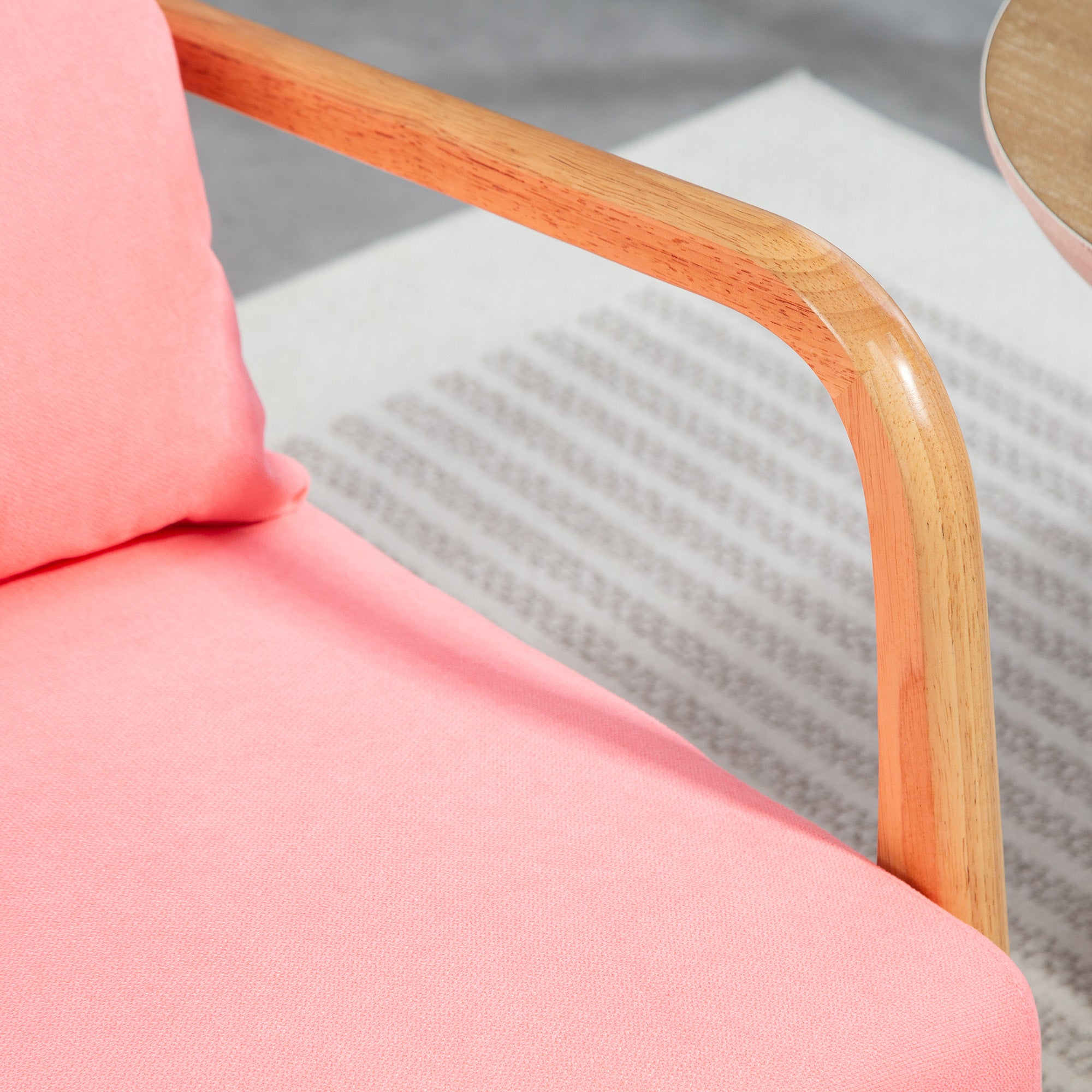 Poltrona Individual Acolchoada – 61x78x76 cm – Rosa – Veludo