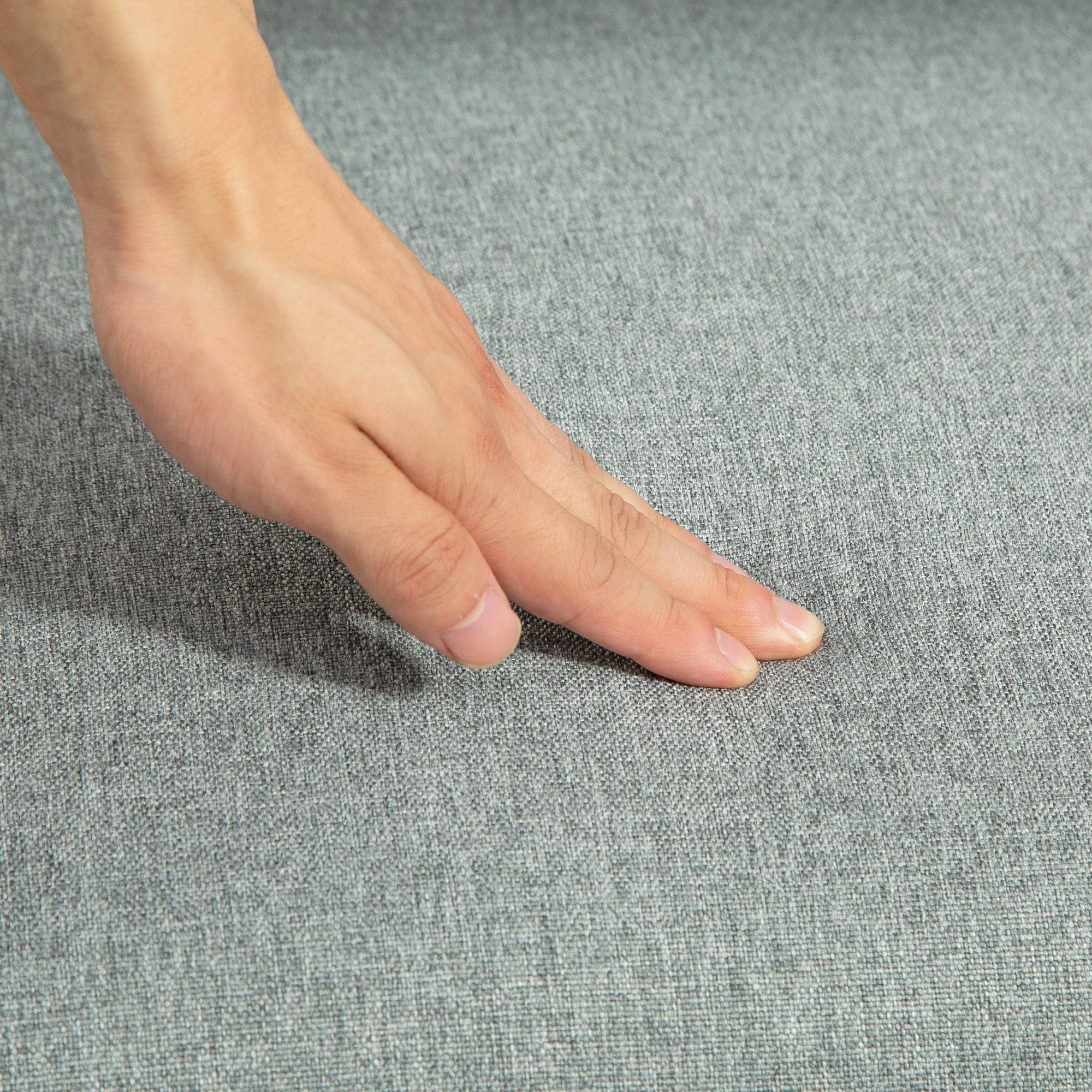 Poltrona Baloiço – 65x87x84 cm – Cinza Claro – Poliéster e Madeira de Borracha