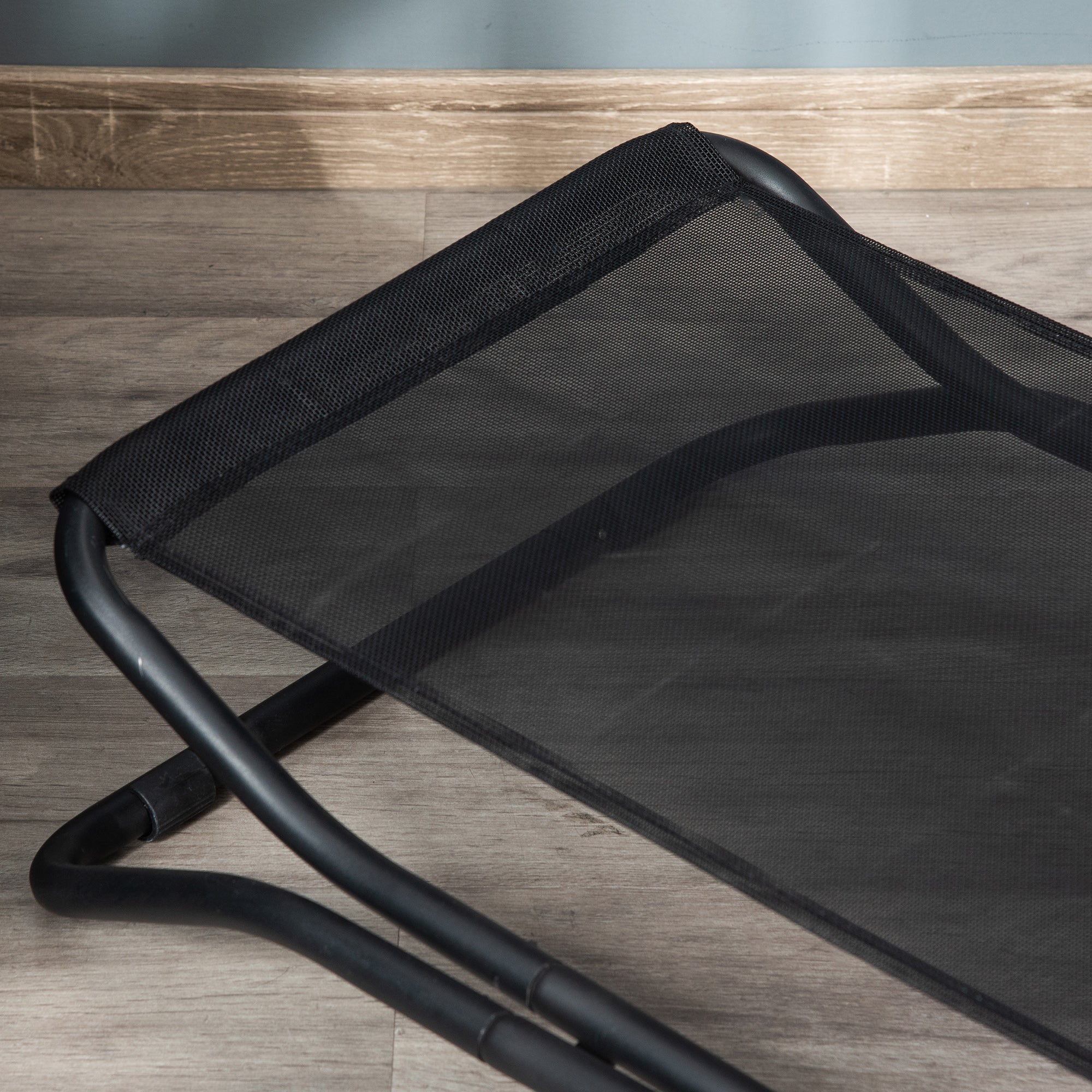 Cama Elevada para Cães Dobrável 92x56,5x19,5cm - Cor Preto