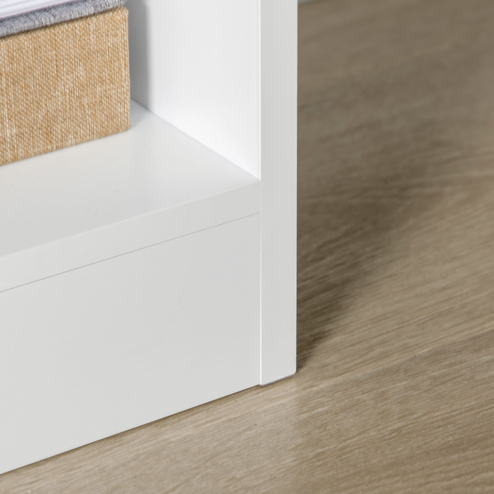 Estante de Madeira com 1 Gaveta e 9 Compartimentos de Armazenamento 60x26x158cm - Branco