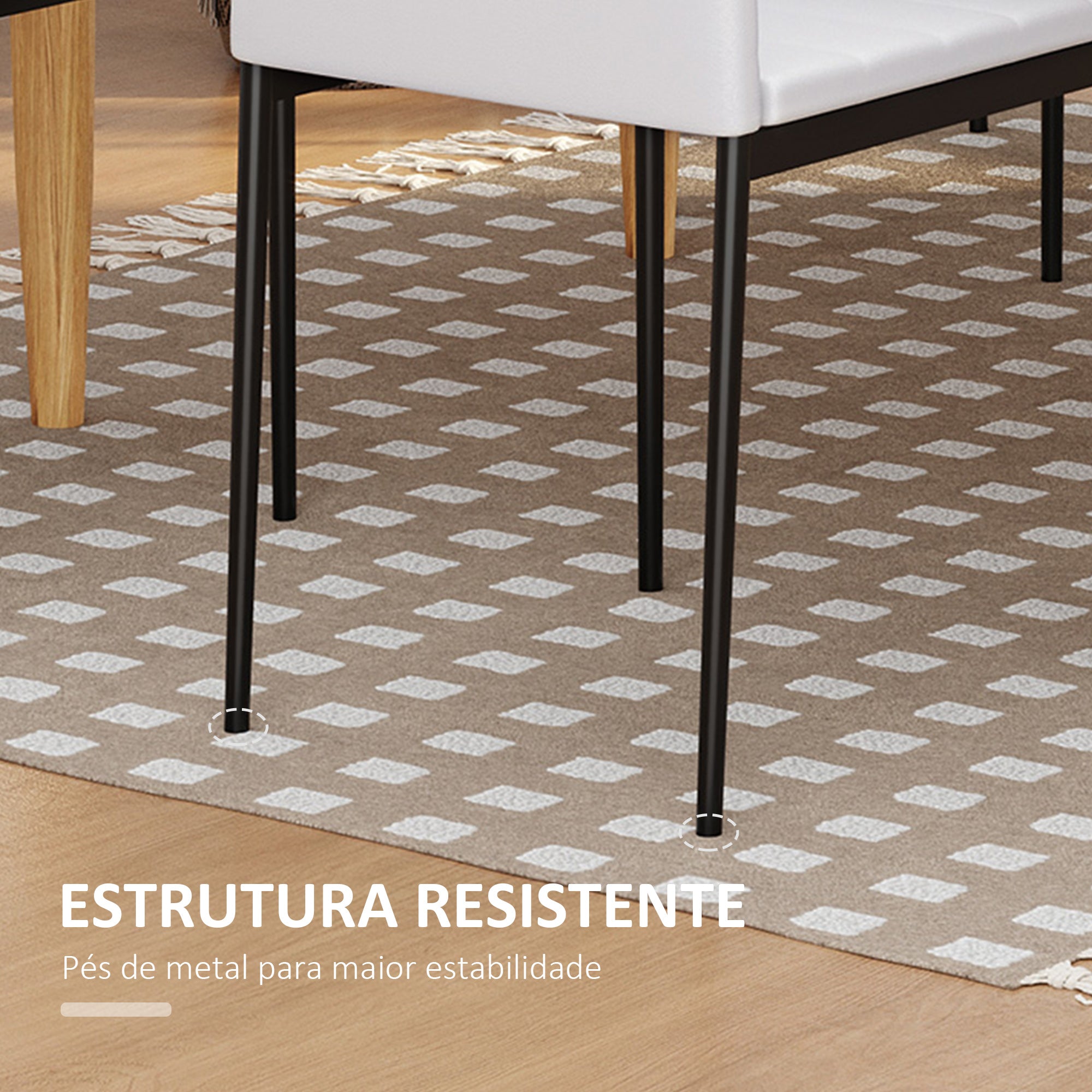 Conjunto de 4 Cadeiras de Sala de Jantar Estofadas em Linho Branco – 41x50x97cm – Branco – Linho Sintético