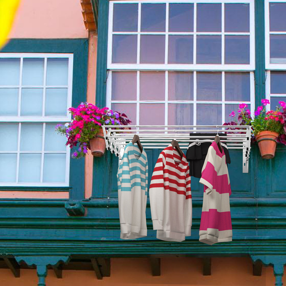 Tendedeira de Parede Toalheiro Retrátil em Acordeão de Metal de Aço Inoxidável com 8 Barras Prateado