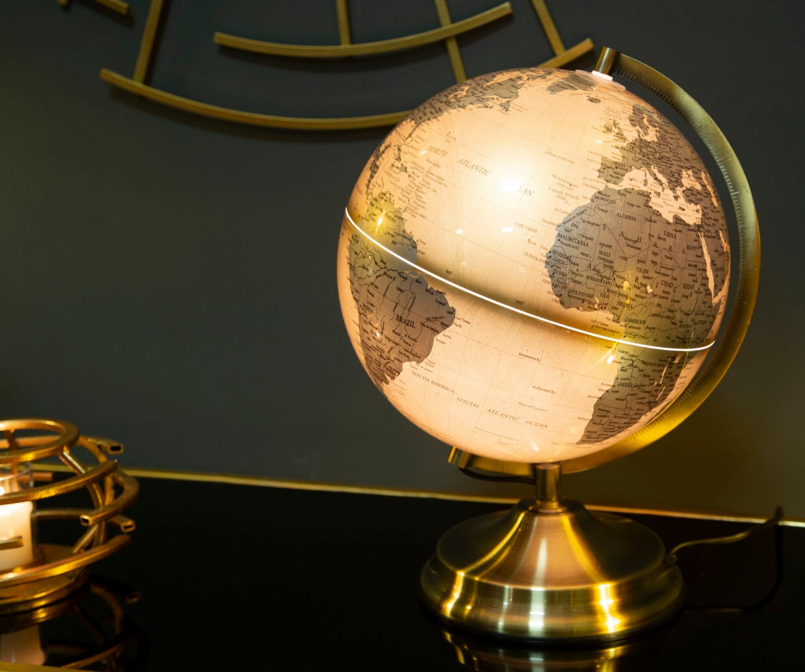 Candeeiro de Mesa GLAM – Dourado/Ferrugem/Prateado