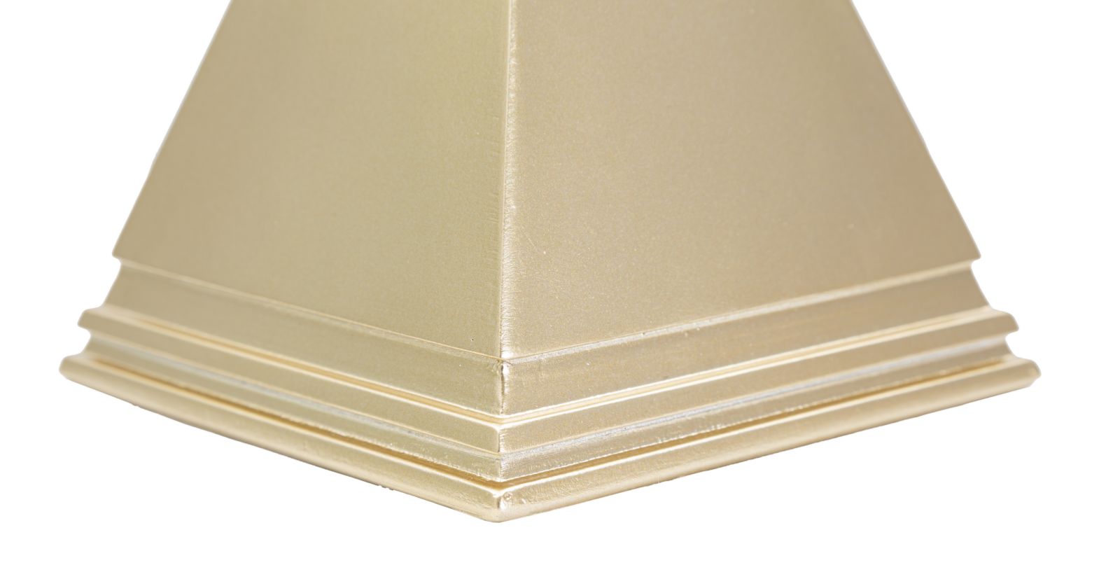 Decoração em Forma de Pirâmide GLAM – Dourado
