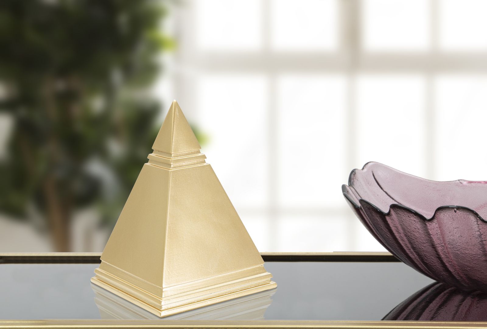 Decoração em Forma de Pirâmide GLAM – Dourado