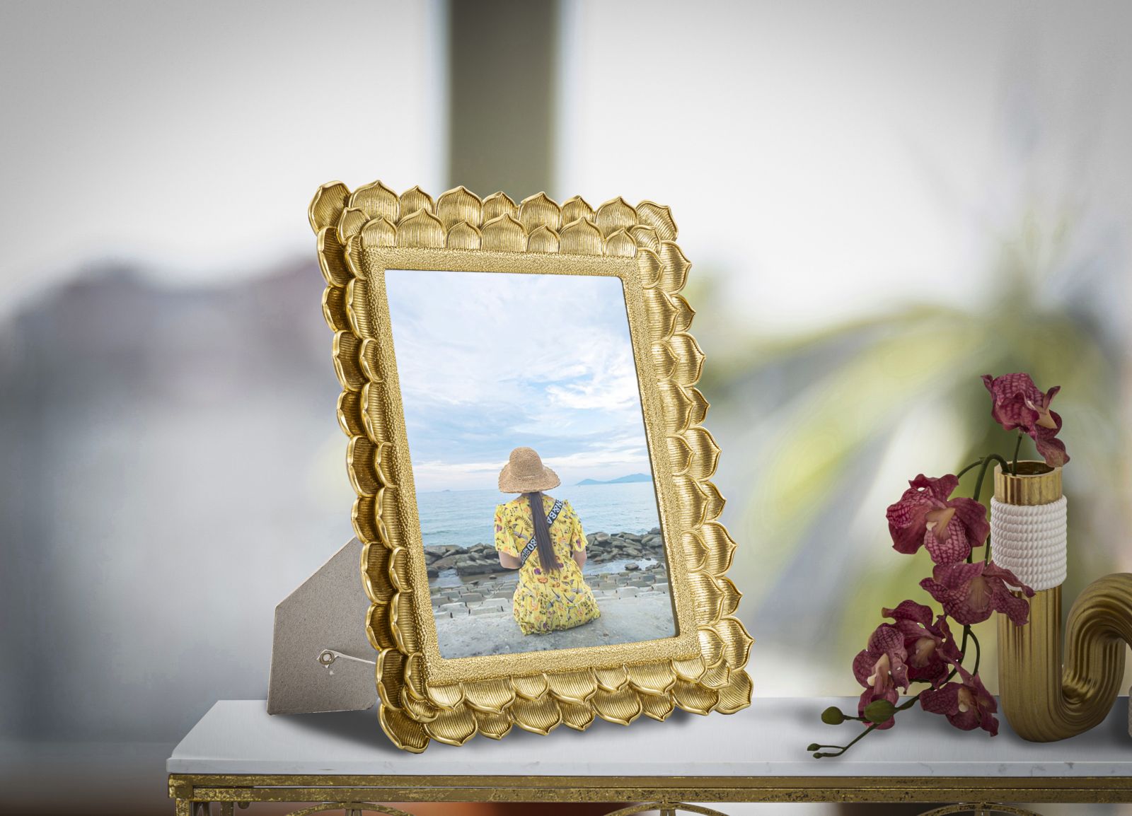 Suporte de Fotos Elegante GLAM – Dourado – 20x25 cm