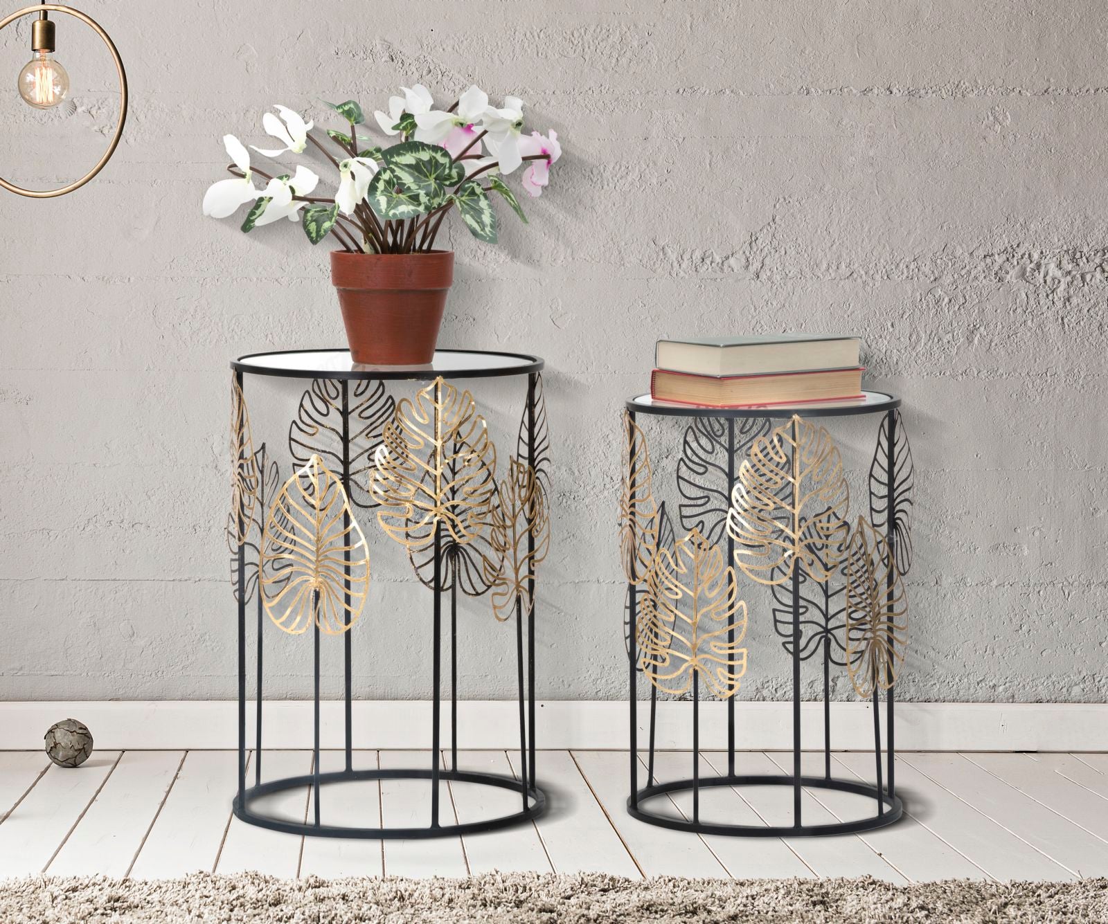 Mesas Redondas Pequenas GLAM – Preto e Dourado
