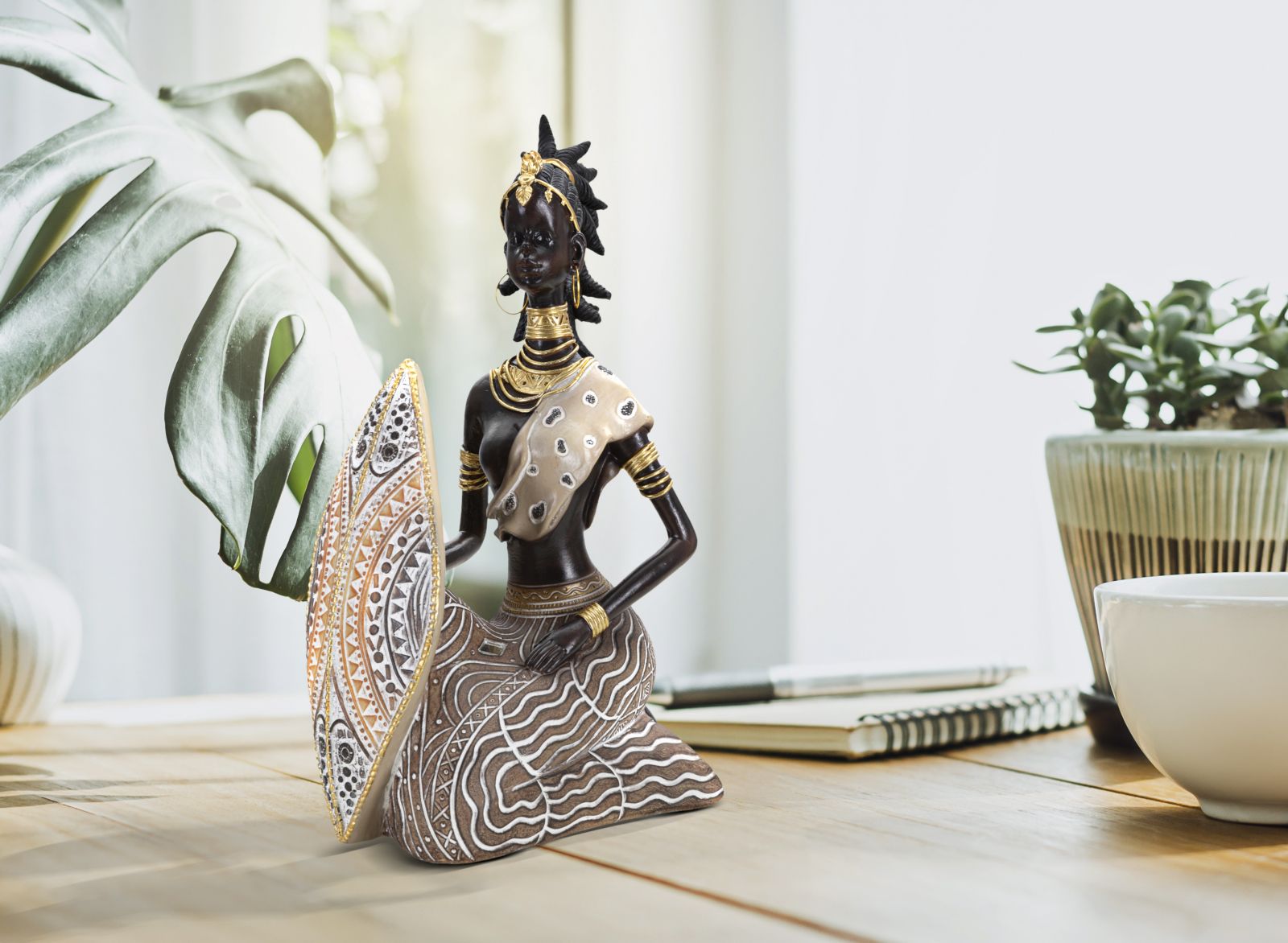 Estatueta MODERN – Multicolor