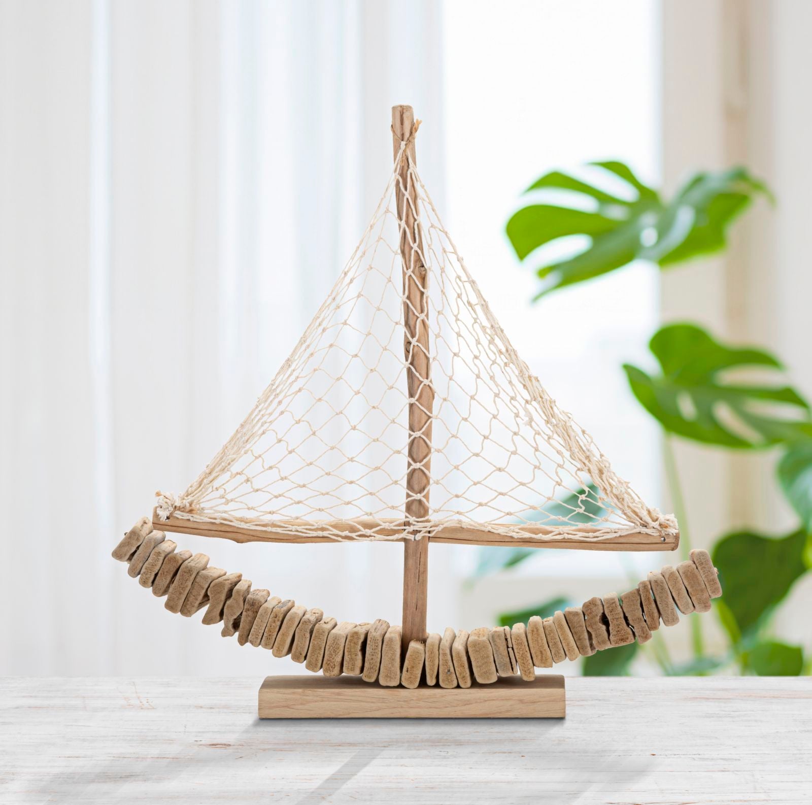 Escultura de Barco à Vela MODERN – Natural