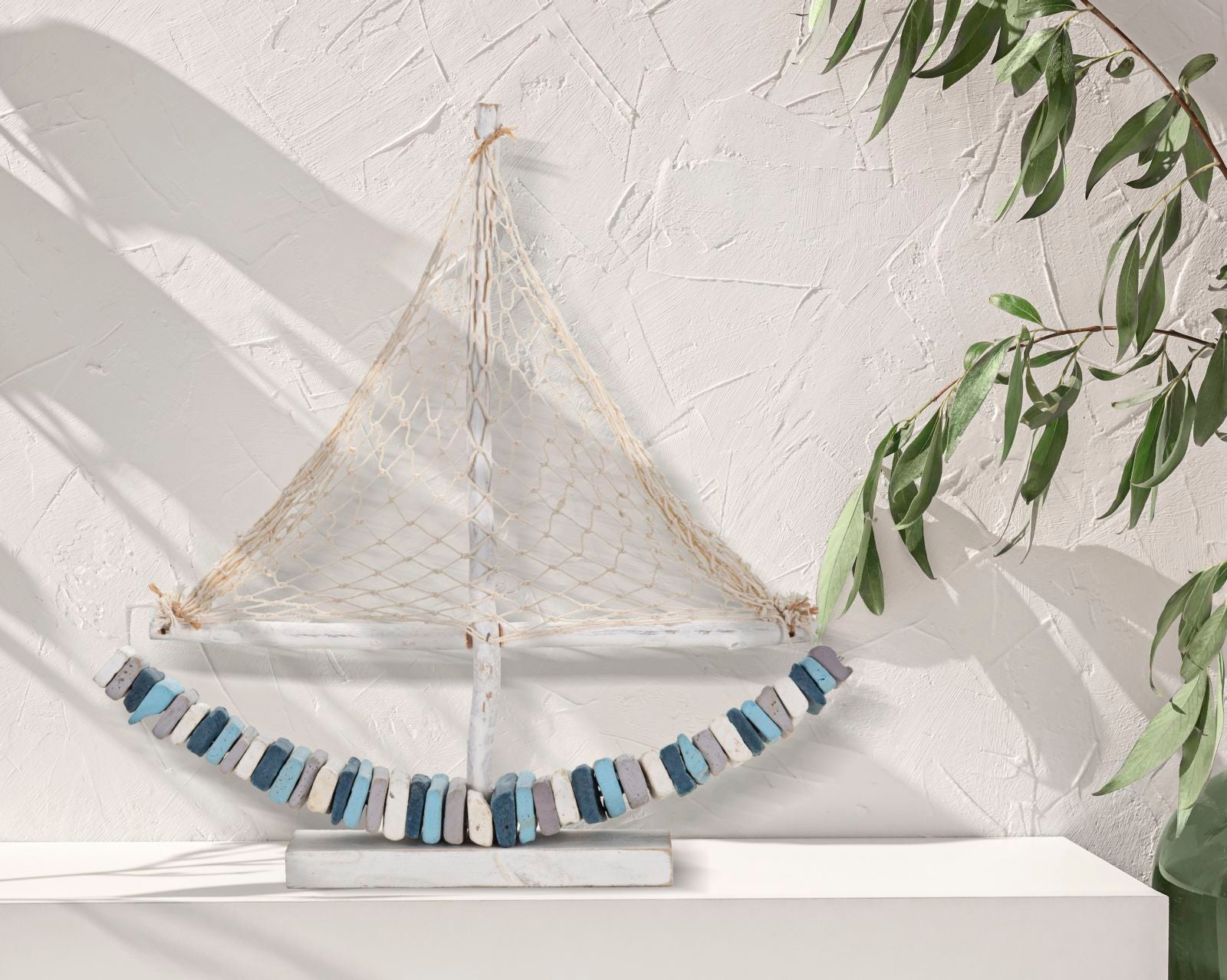 Escultura de Barco à Vela em Madeira MODERN – Multicolor