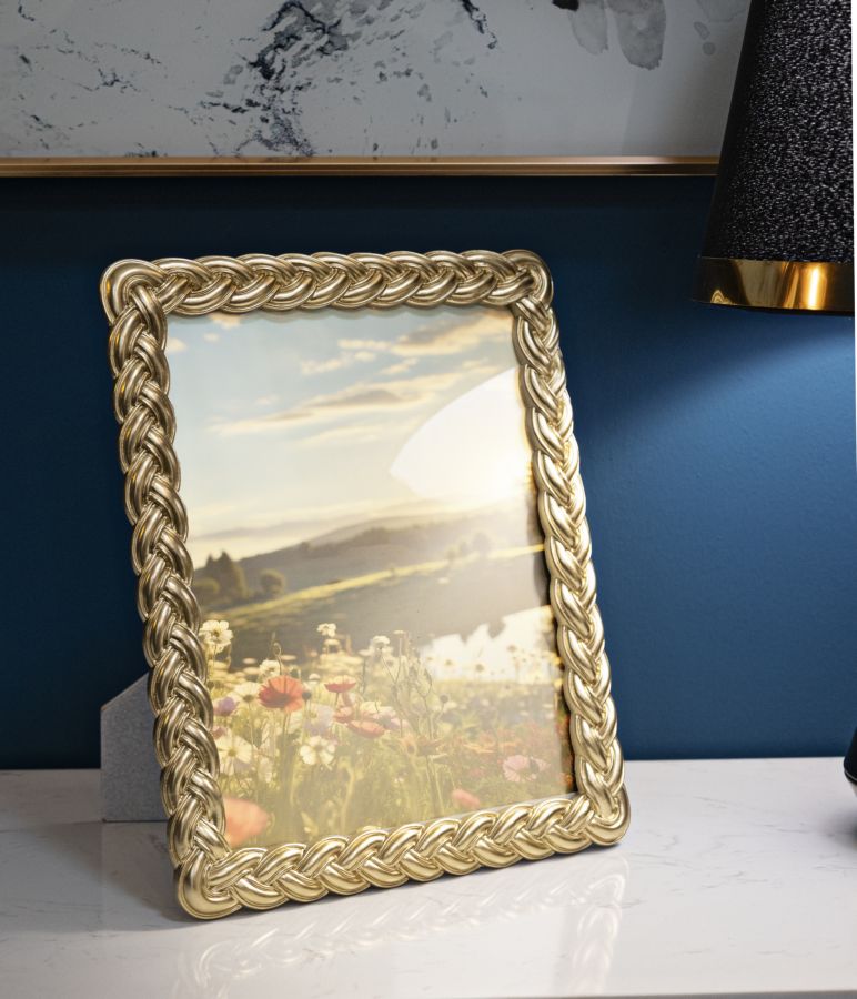 Moldura Rectangular GLAM – Dourada – 20x25 cm
