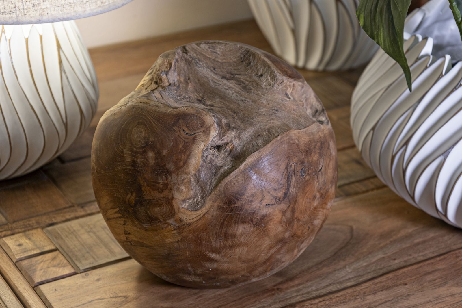 Bola de Teca Reciclada ETNICH – Castanha