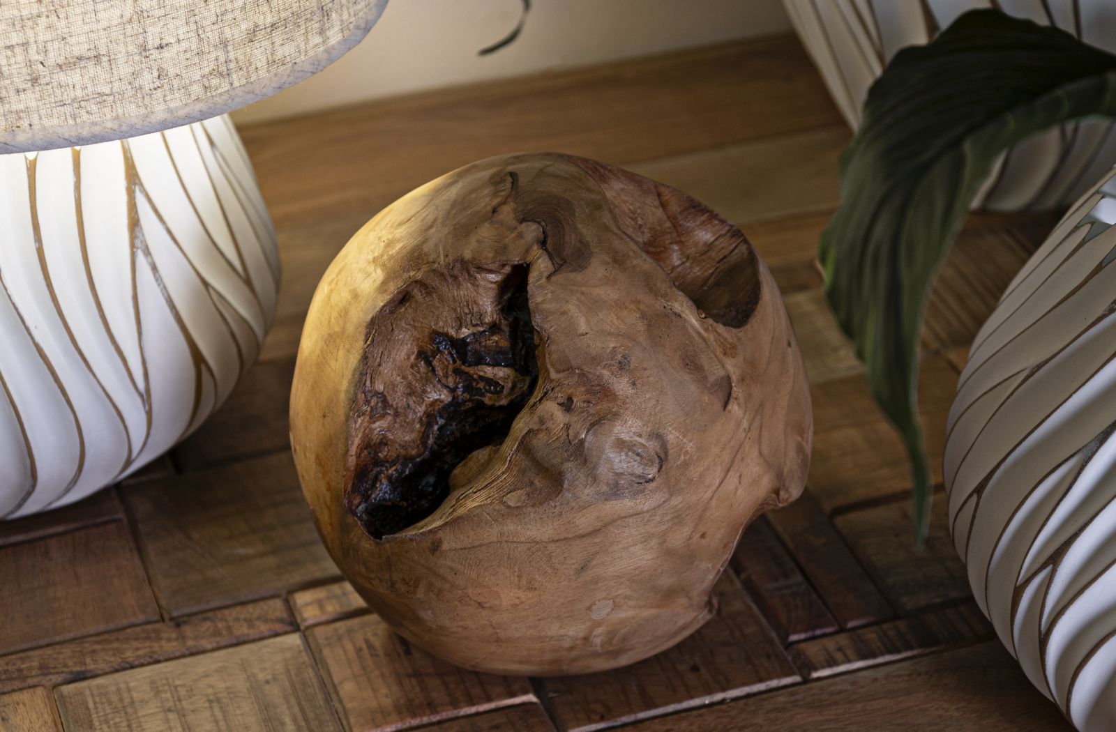 Bola de Teca Reciclada ETNICH – Castanho