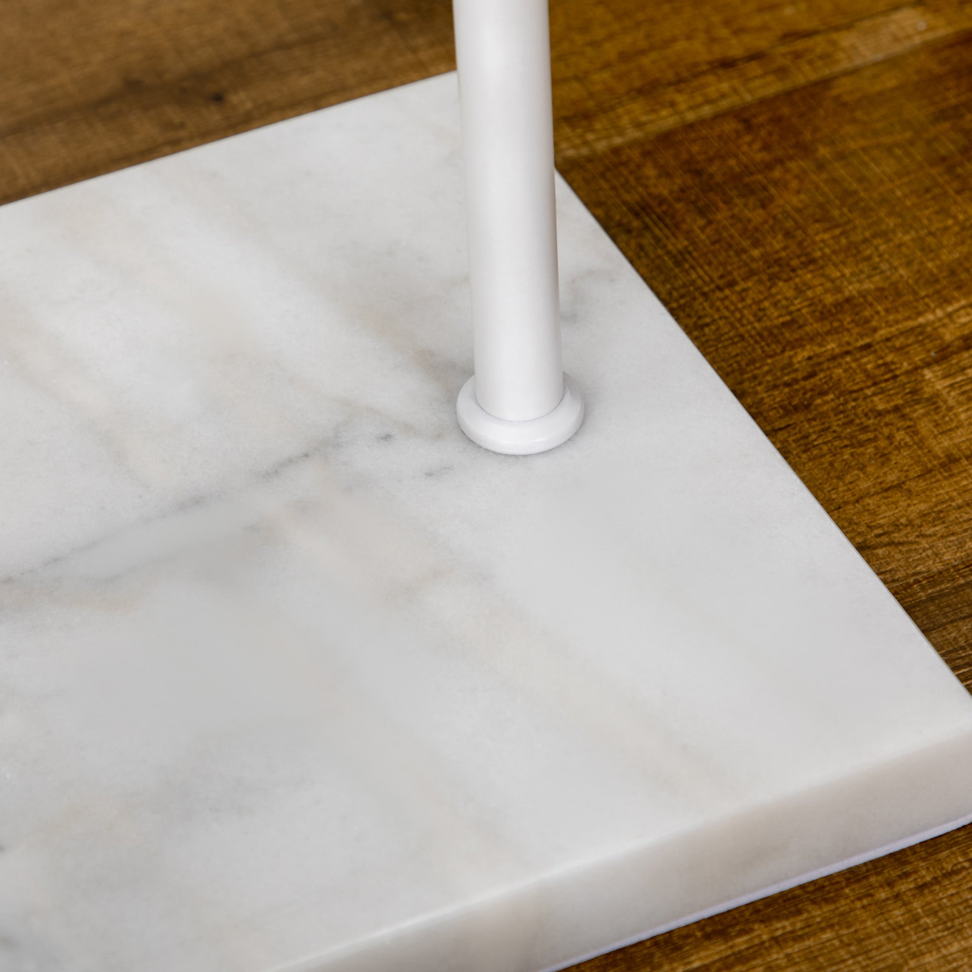 Cabide de Pé Elegante Branco 35x25x170cm