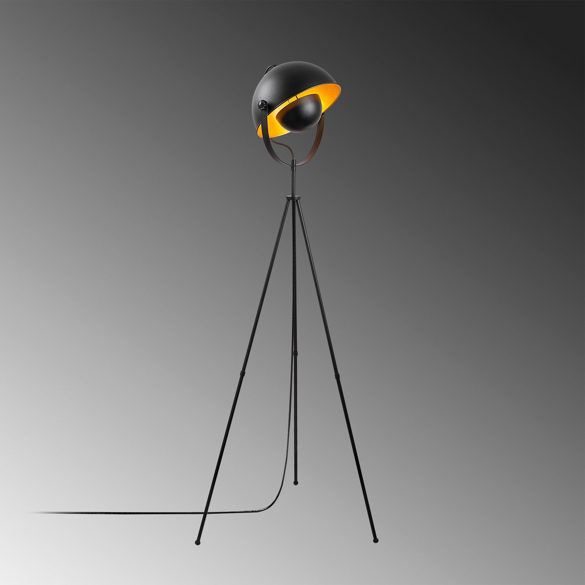 Candeeiro de Pé Elegante com Corpo em Metal, Preto e Dourado, 62 x 45 x 160 cm | Diâmetro do Soquete: 35 cm, Soquete E27, Cabo de 200 cm | Iluminação Elegante para Espaços Modernos