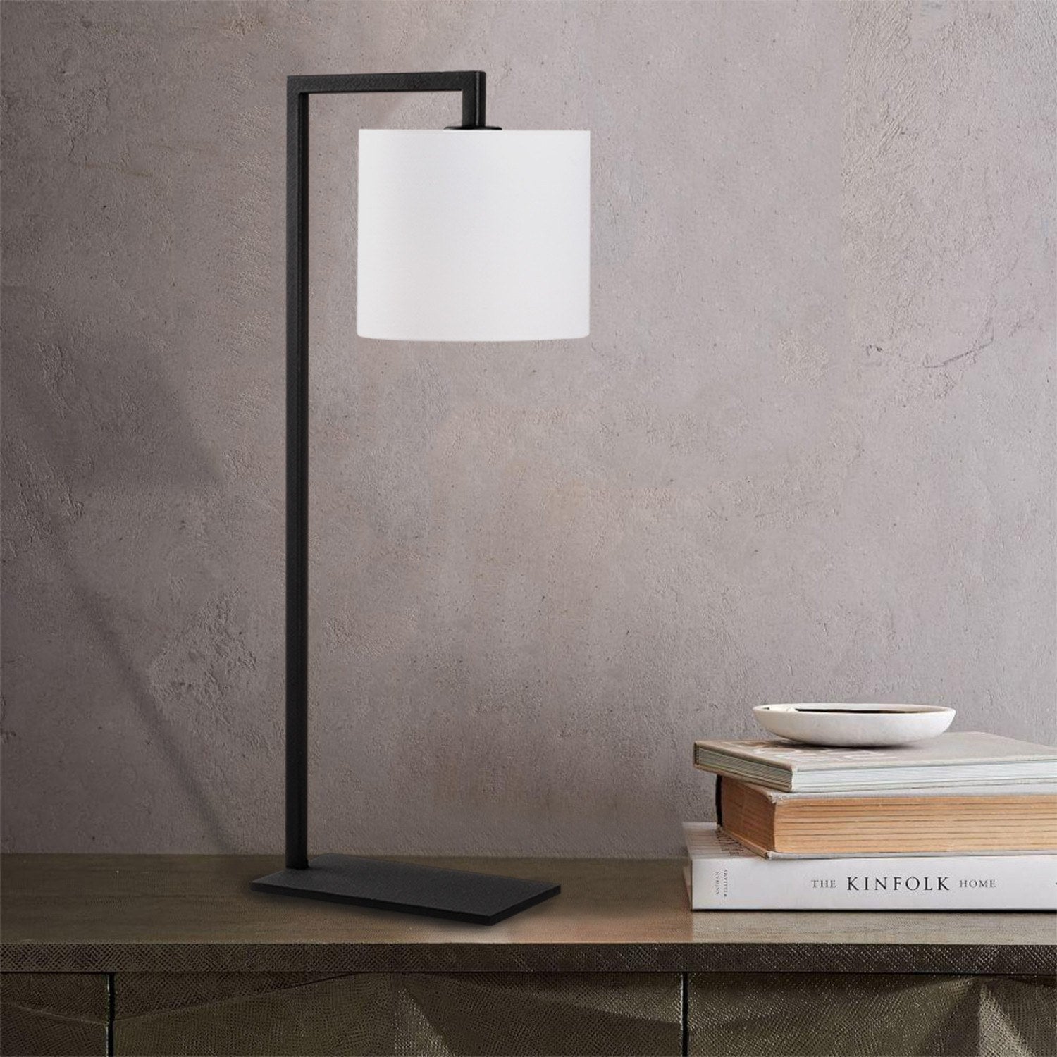 Candeeiro de Mesa estilosa, corpo de ferro com tampa de tecido, 27 x 20 cm, altura 65 cm | Soquete E27, 40 W máx., interruptor liga/desliga, cabo de 200 cm | Design moderno em branco e preto