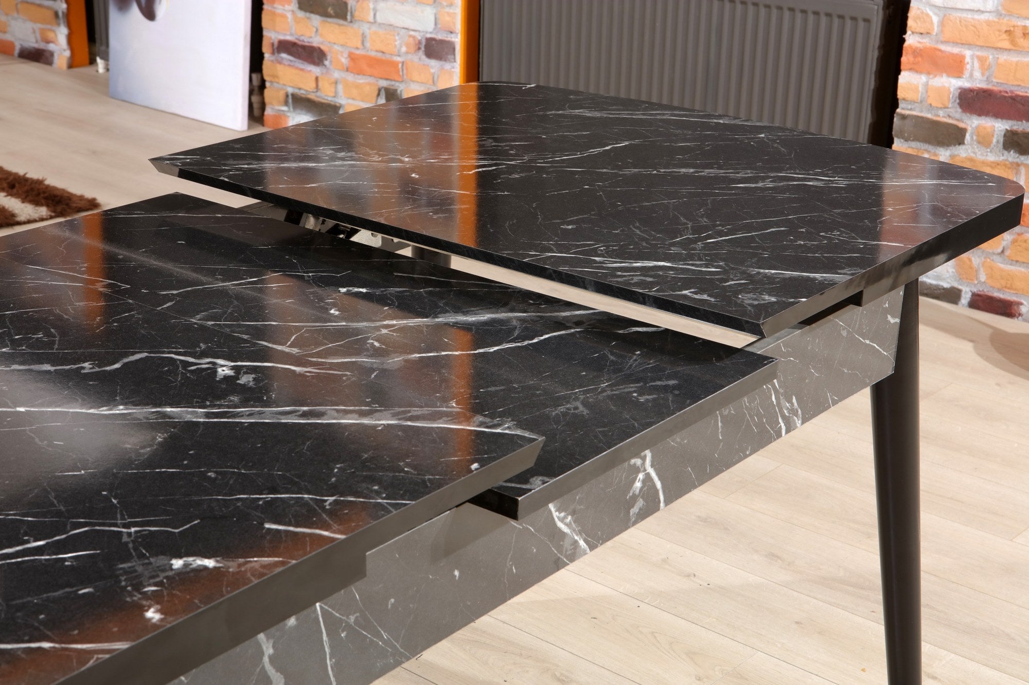 Mesa de Jantar Extensível-Bendir-Preto
Branco