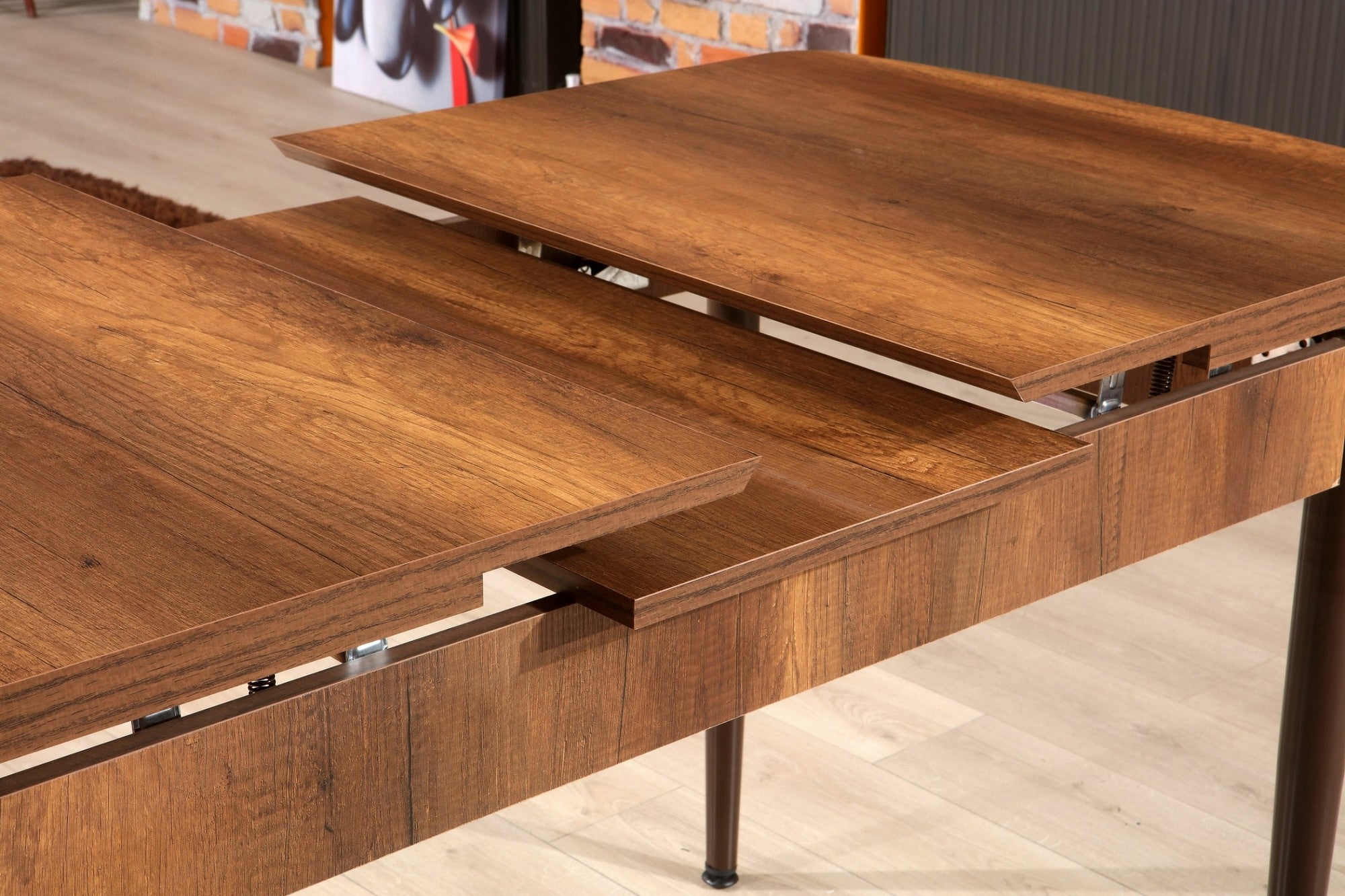 Mesa de Jantar Extensível-Trend-Nogueira
Marrom