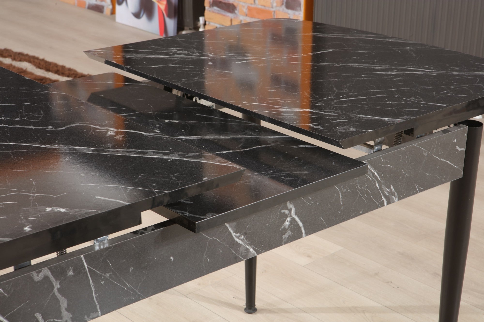 Mesa de Jantar Extensível-Trend-Preto
Branco