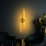 Candeeiro de Parede Elegante Dourada, Corpo em Metal, 17 x 86 x 5 cm | LED Integral 16W 3000K | Iluminação Elegante para Decoração e Ambiente Modernos