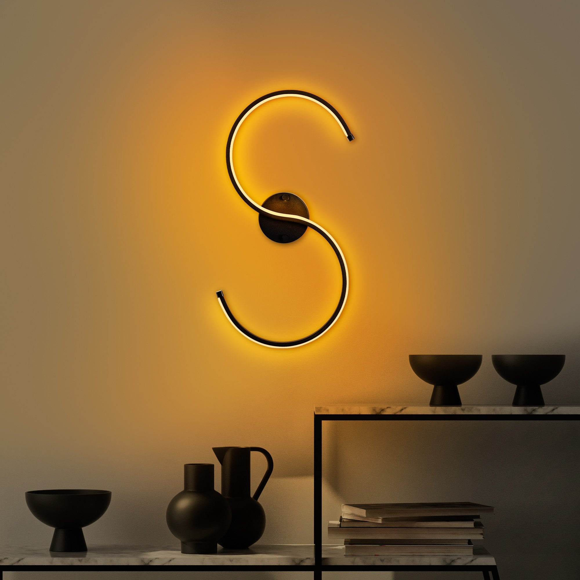 Candeeiro de Parede preta elegante, corpo de metal, 25 x 56 x 5 cm | LED SMD 16 W 3000 K | Classificação IP20, perfeita para decoração moderna e iluminação ambiente
