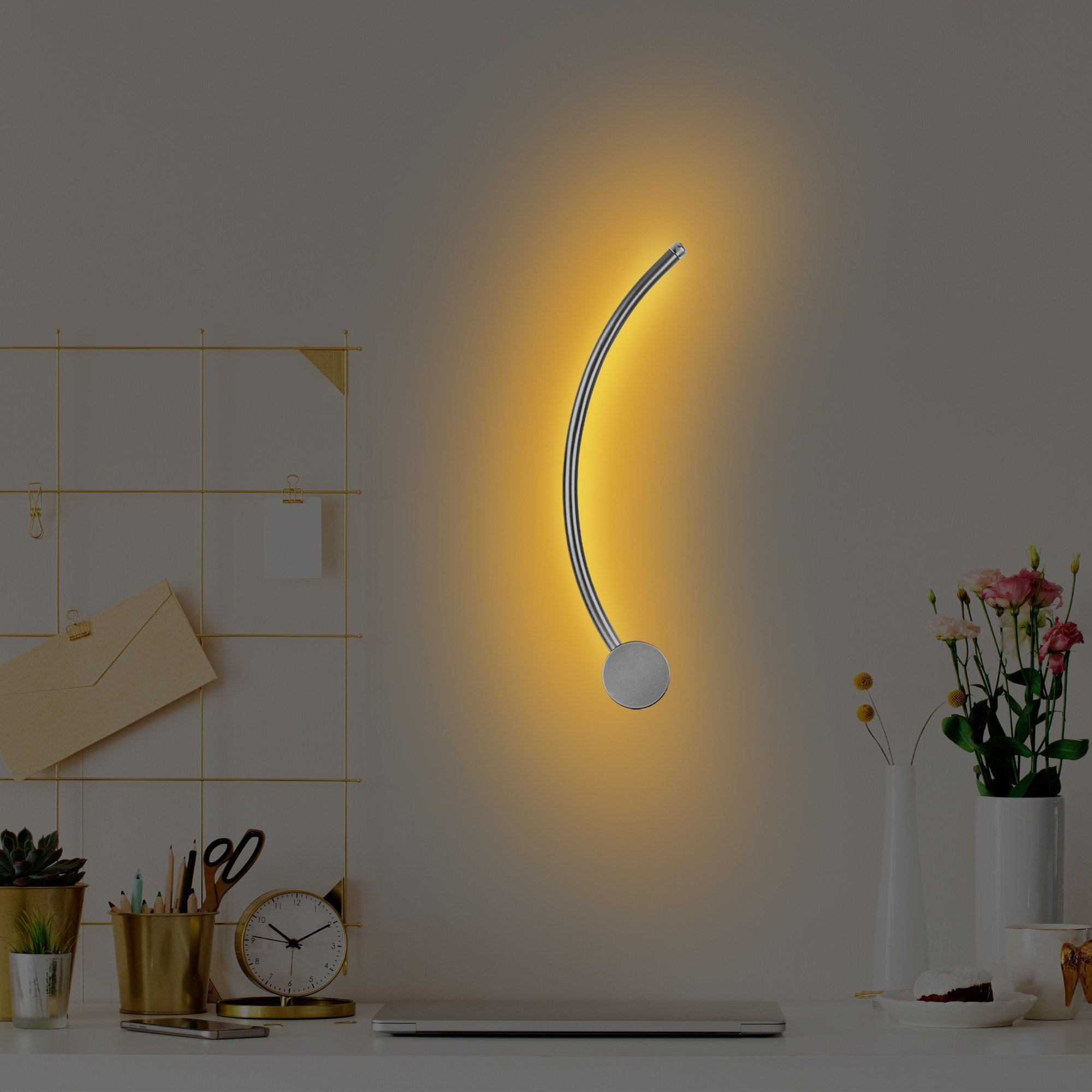 Candeeiro de Parede cromada elegante, corpo de metal, 49 x 15 x 10 cm | LED SMD 7W 3000K | Classificação IP20, perfeita para decoração moderna e iluminação ambiente