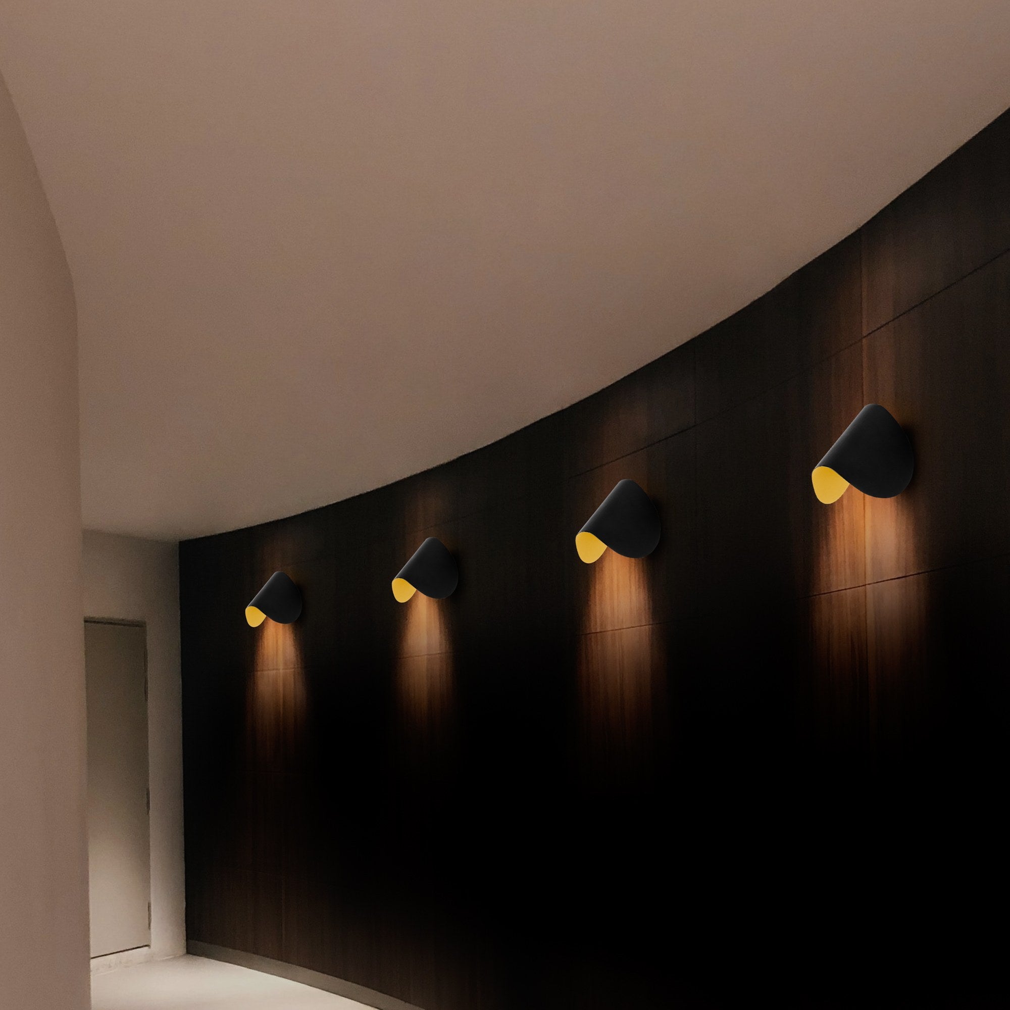 Luminária de parede preta elegante, corpo de metal, 17x12x13 cm | IP20, LED 1W 3000K | Ideal para decoração moderna e iluminação ambiente