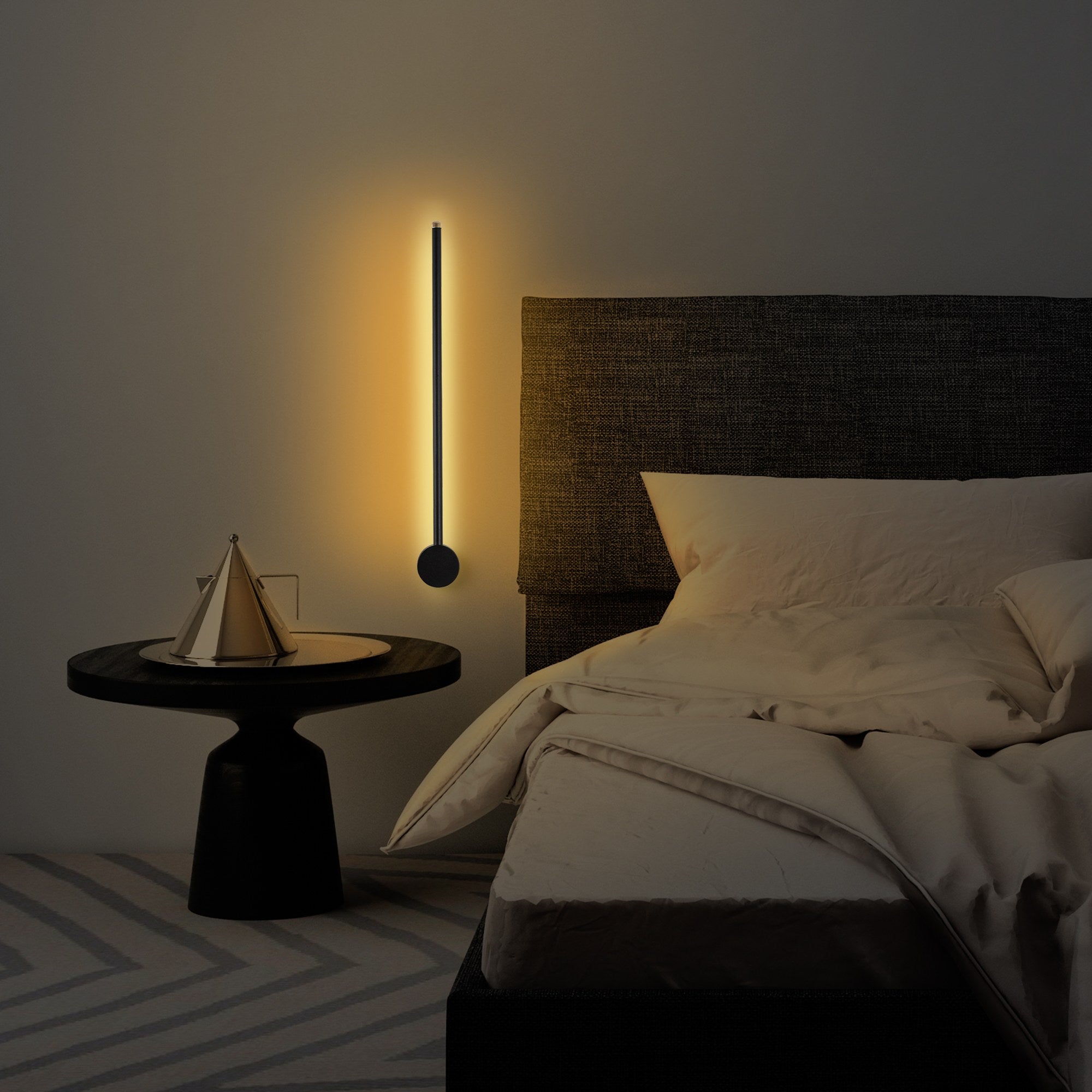 Candeeiro de Parede preta elegante, corpo de metal, 62 x 10 x 7 cm | LED SMD 8W 3000K | Classificação IP20, perfeita para decoração moderna e iluminação ambiente
