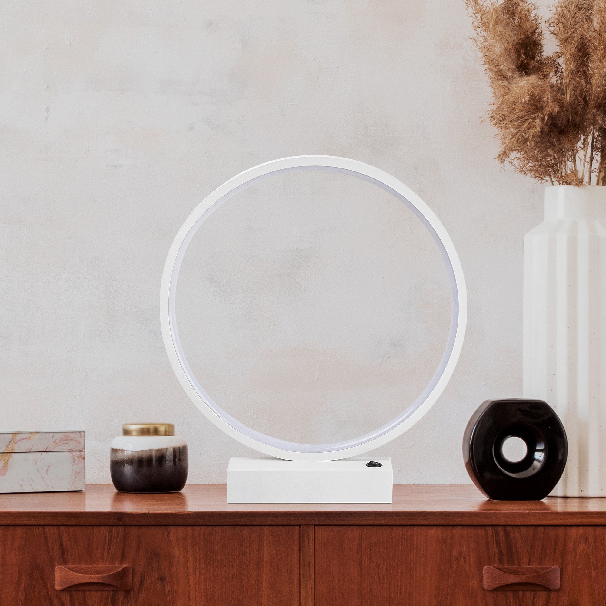 Candeeiro de Mesa Branca Elegante, Corpo de Metal, 30 cm x 35 cm x 9 cm | LED 12W, 3000K, 80 CRI | Ideal para Decoração Moderna de Casa e Escritório, Interruptor Liga/Desliga