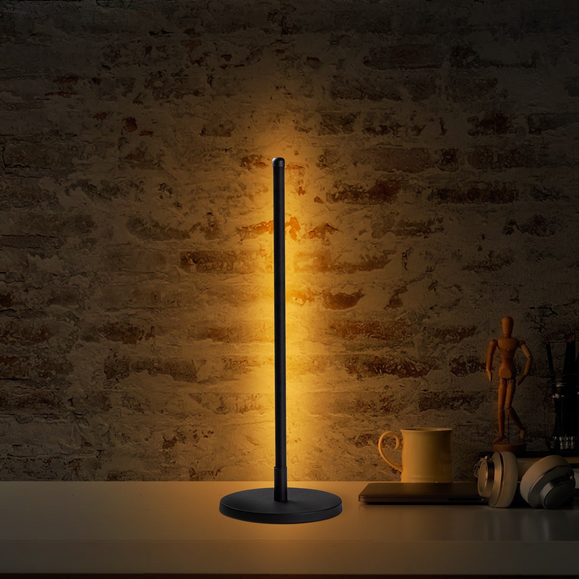 Candeeiro de Mesa Elegante Preta, Corpo de Metal, 51 cm de Altura, Base de 18 cm, Cabo de 200 cm, LED 12W 3000K, Interruptor Liga/Desliga | Iluminação Elegante para Casa e Escritório