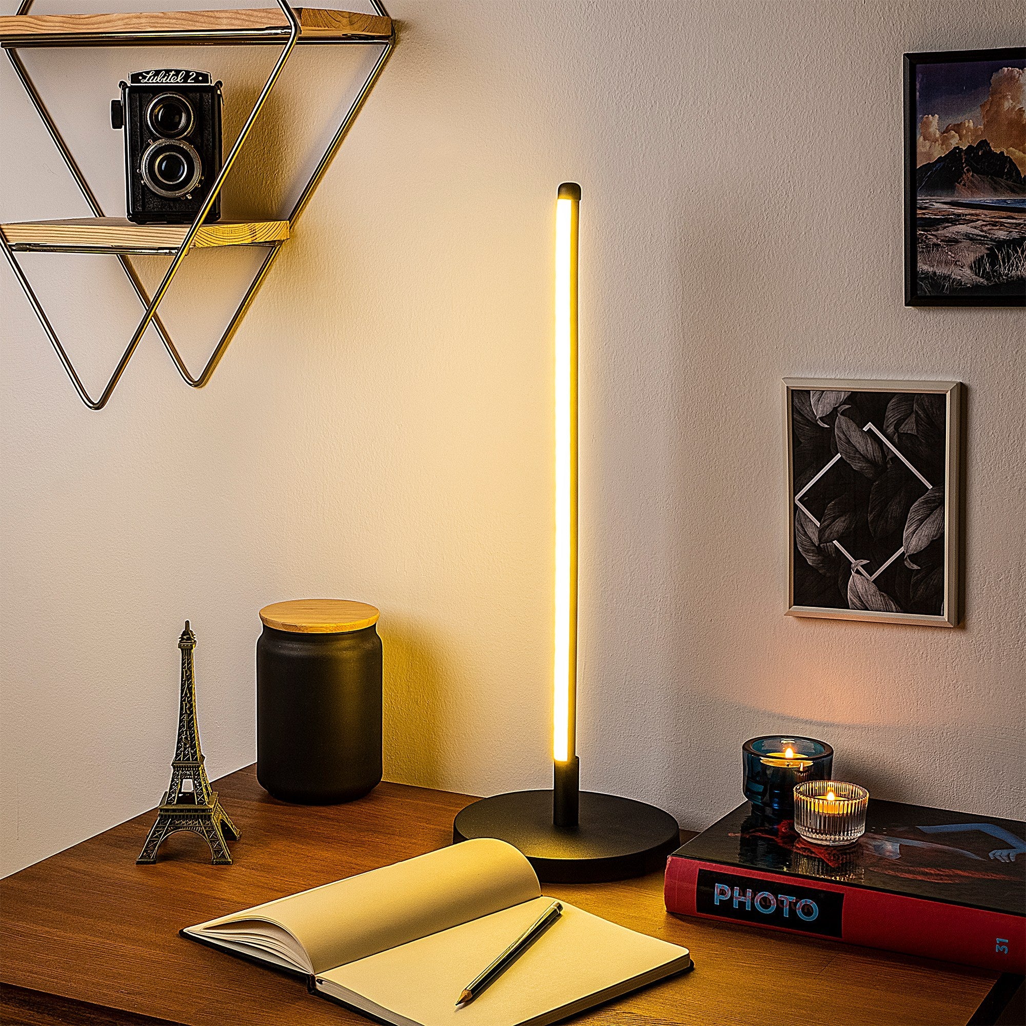 Candeeiro de Mesa Elegante Preta, Corpo de Metal, 51 cm de Altura, Base de 18 cm, Cabo de 200 cm, LED 12W 3000K, Interruptor Liga/Desliga | Iluminação Elegante para Casa e Escritório
