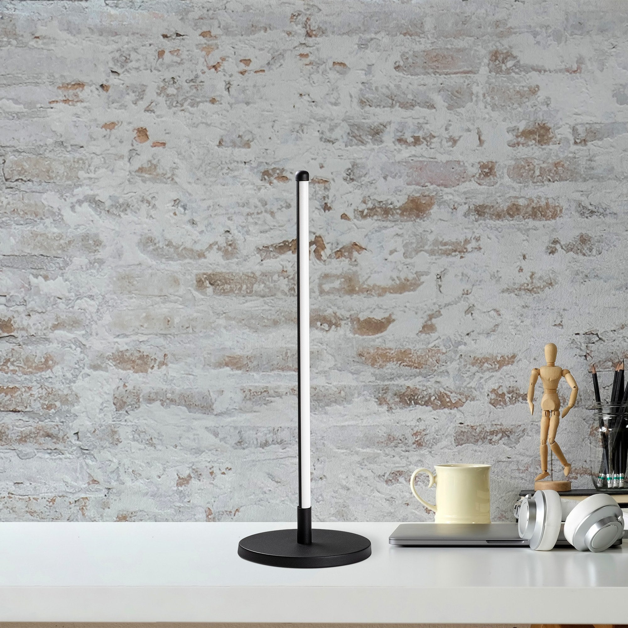 Candeeiro de Mesa Elegante Preta, Corpo de Metal, 51 cm de Altura, Base de 18 cm, Cabo de 200 cm, LED 12W 3000K, Interruptor Liga/Desliga | Iluminação Elegante para Casa e Escritório